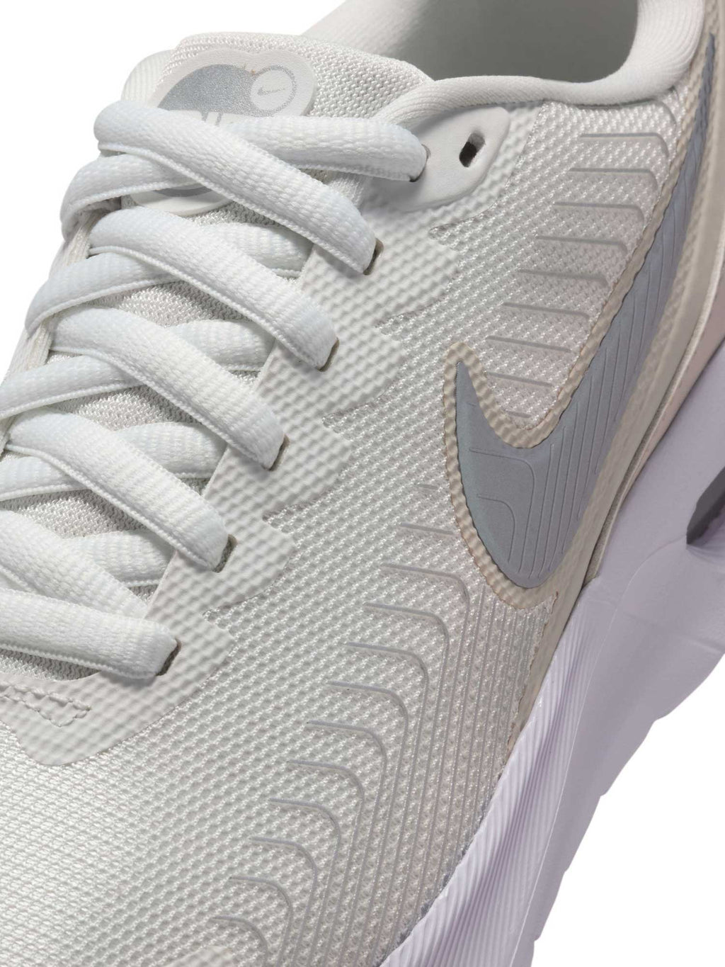 NIKE Обувки W AIR MAX NUAXIS SE