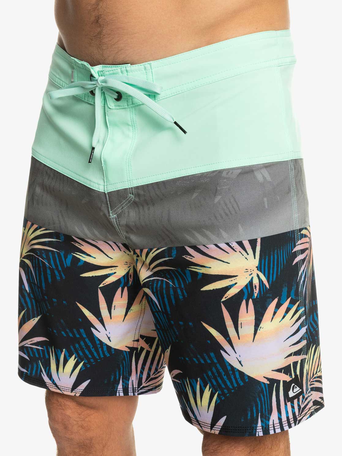 QUIKSILVER Плувни шорти SURFSILK PANEL 18