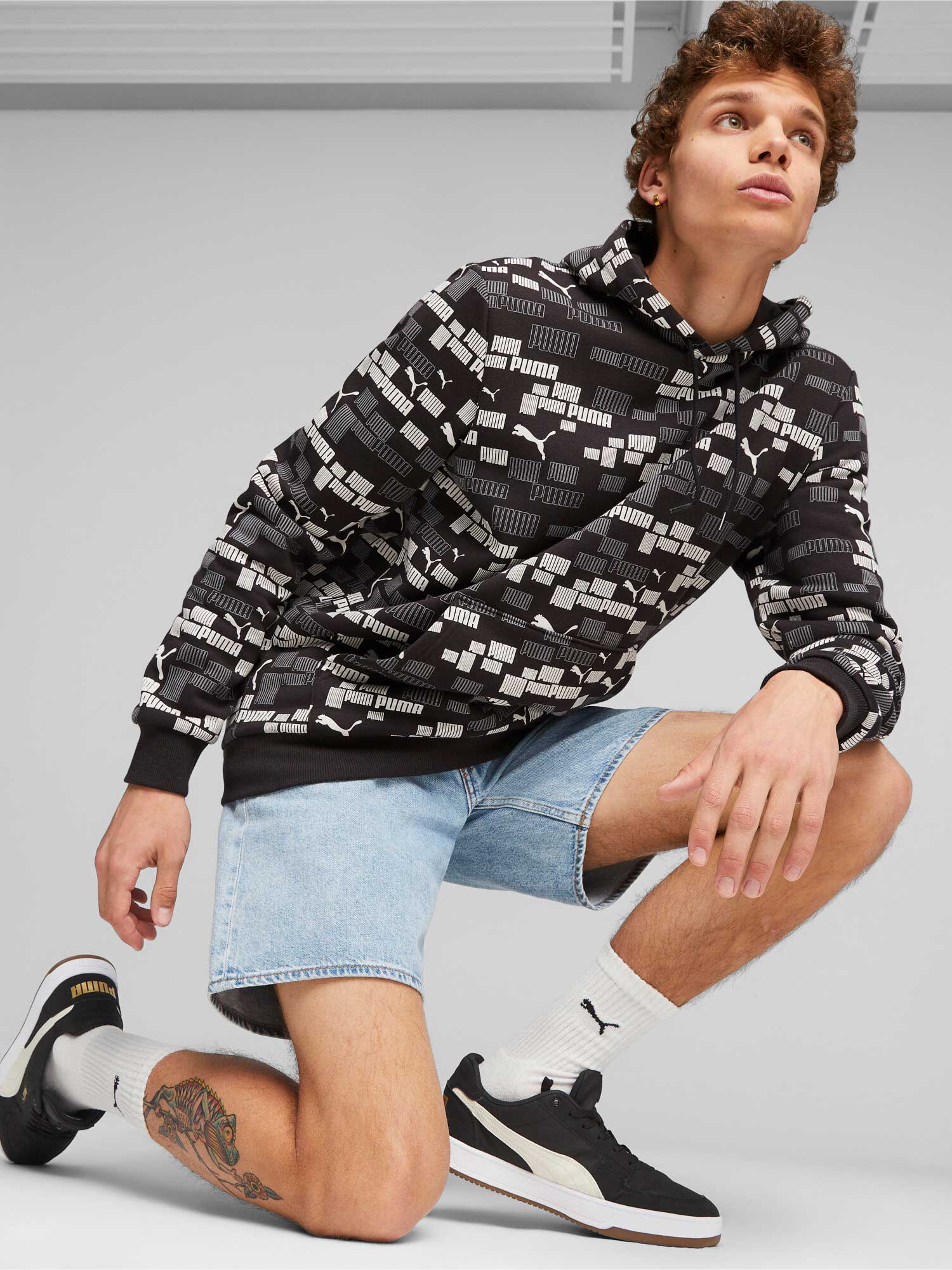 PUMA Суитшърт ESS+ LOGO LAB AOP Hoodie FL