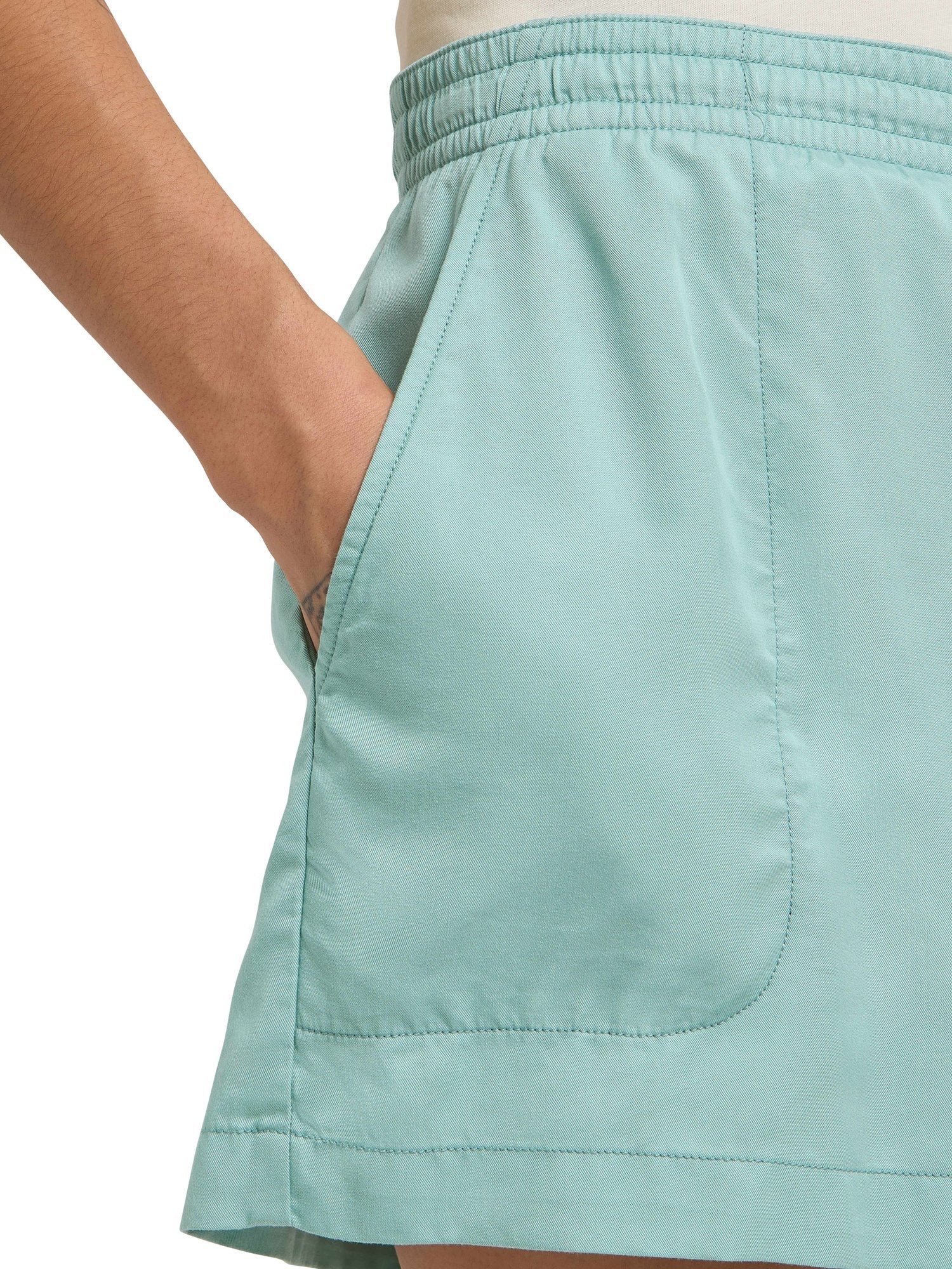 JACK WOLFSKIN Къси панталони MONTERO SHORTS W