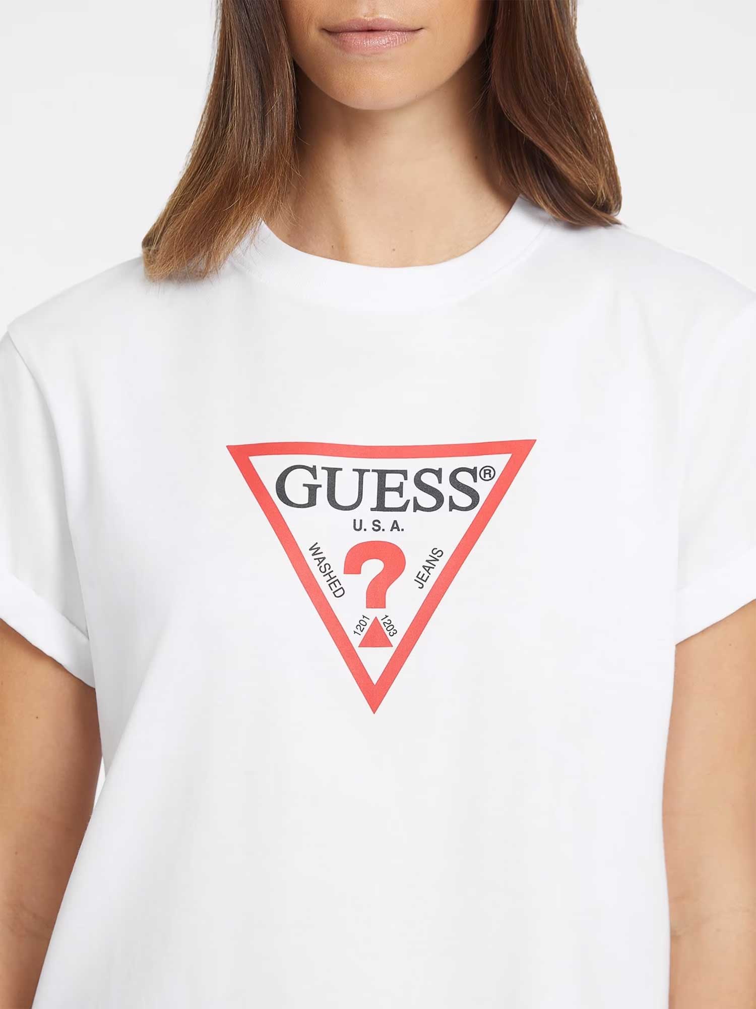 GUESS JEANS Тениска GJ SS CN BOXY ICONIC TEE