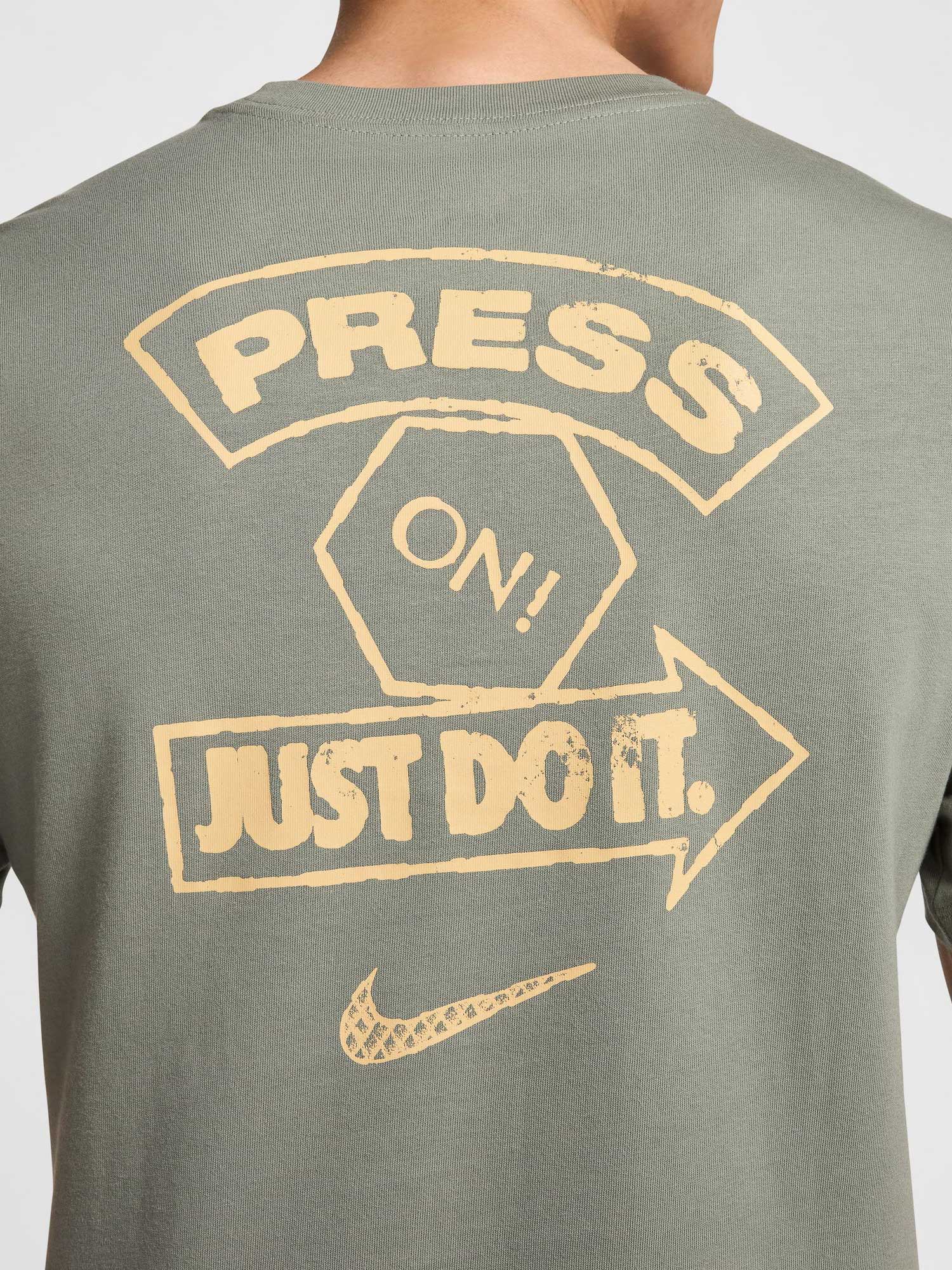 NIKE Тениска M NK TEE GYM KIT SUMMIT