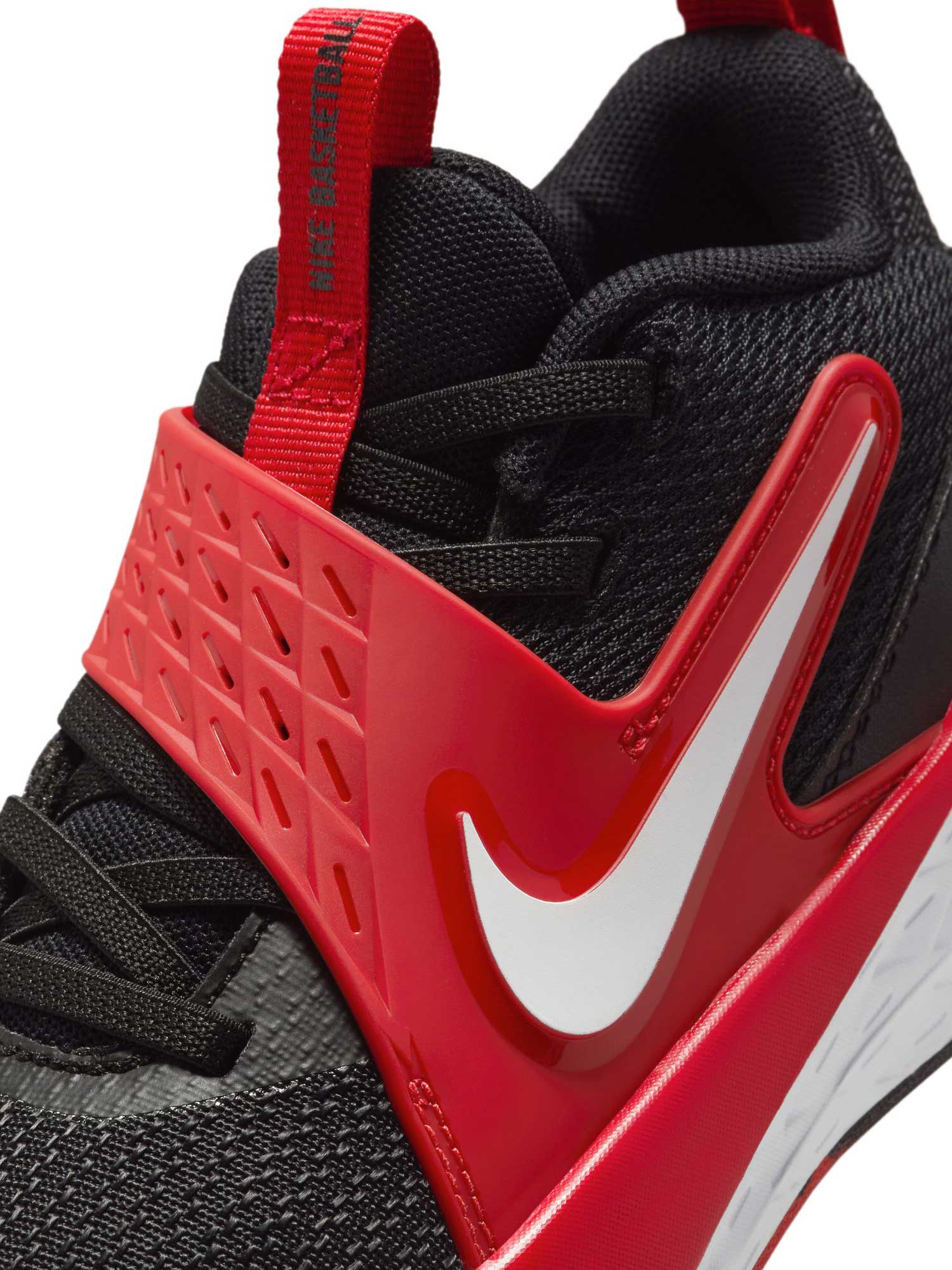 NIKE Обувки TEAM HUSTLE D 12 PS