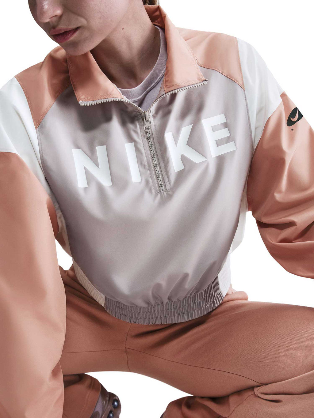 NIKE Спортно горнище W NSW CLSSC WVN REMIX LTWT PO