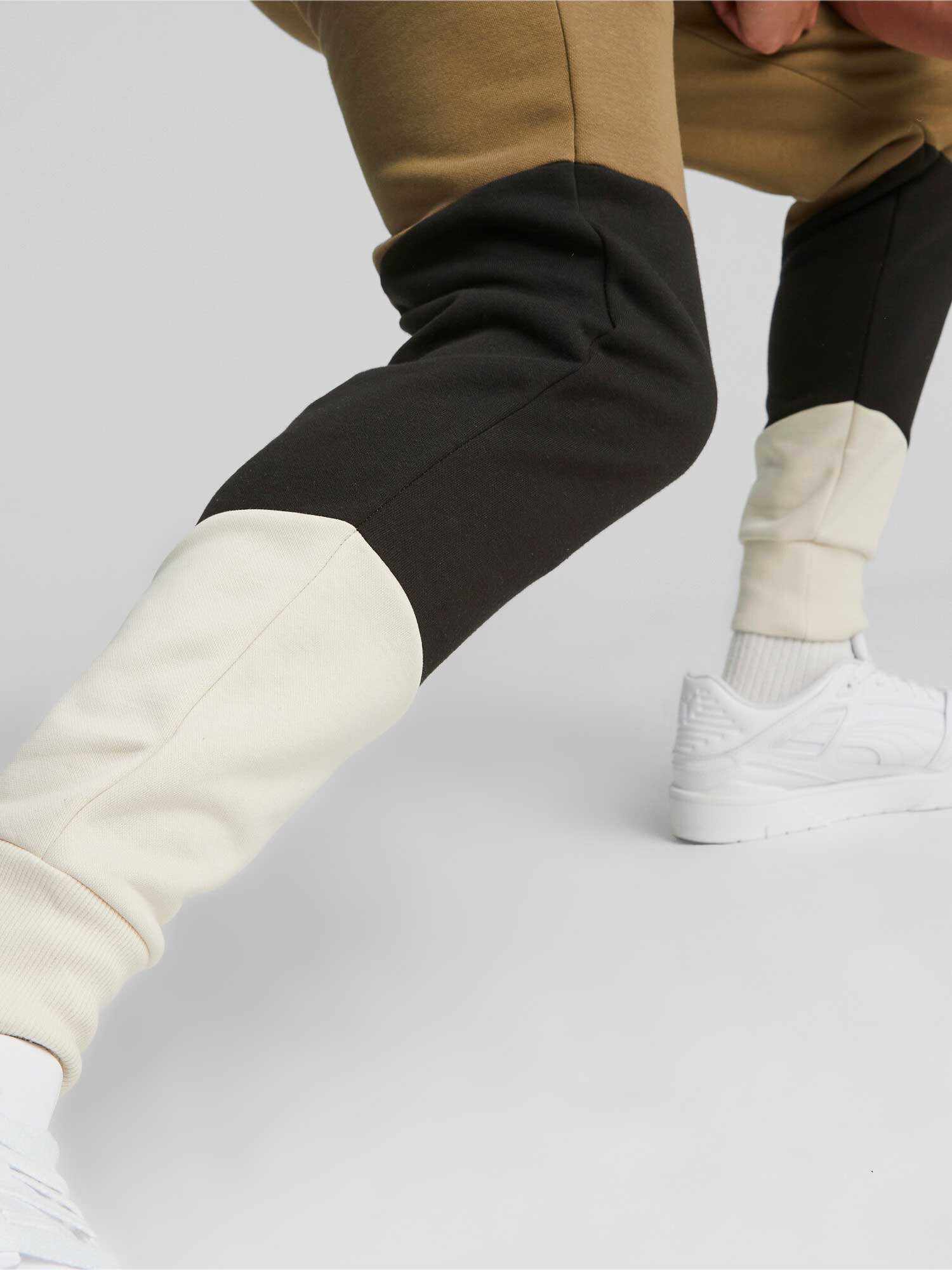 PUMA Спортно долнище POWER Cat