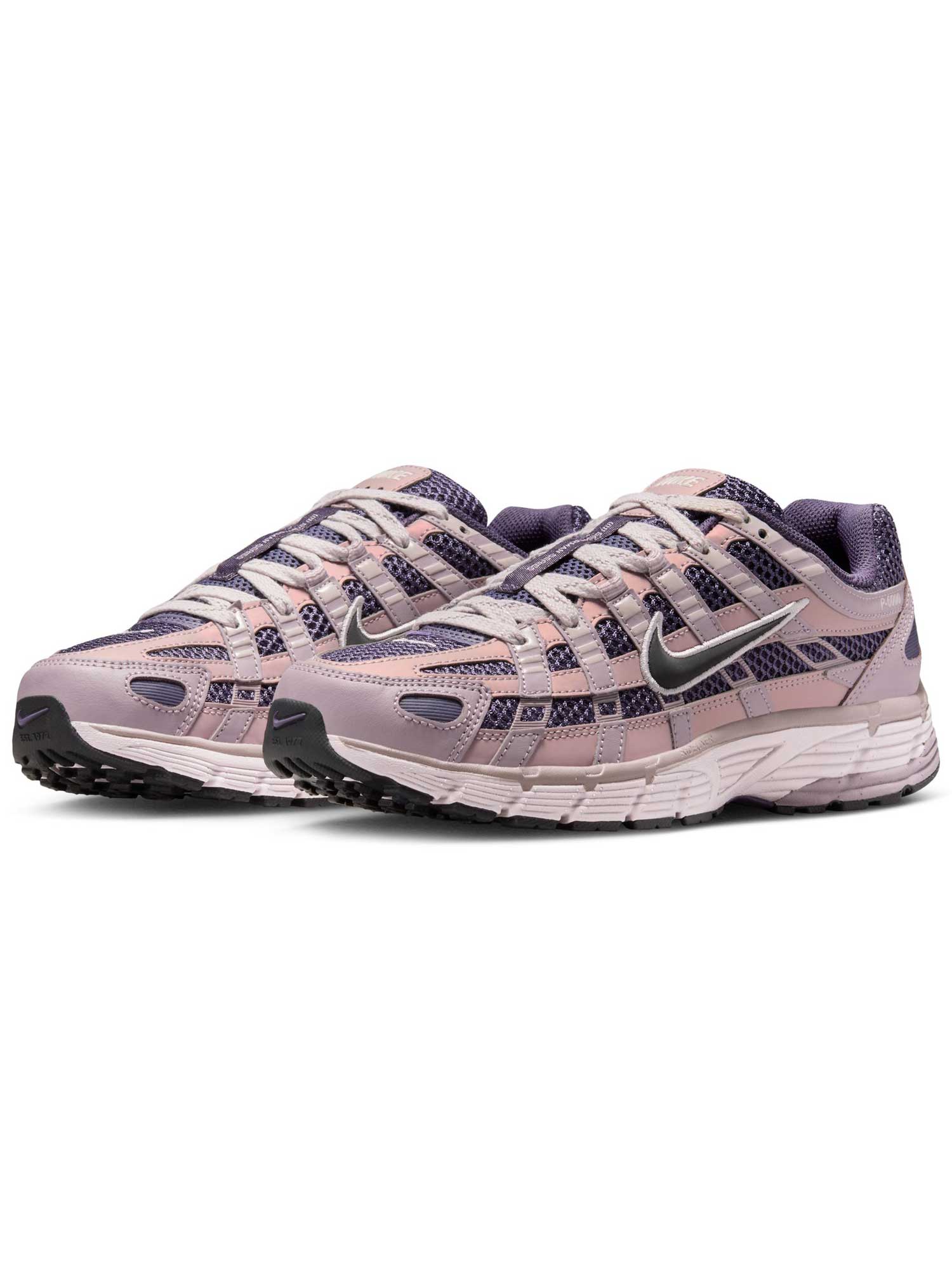 NIKE Обувки W P-6000 SE
