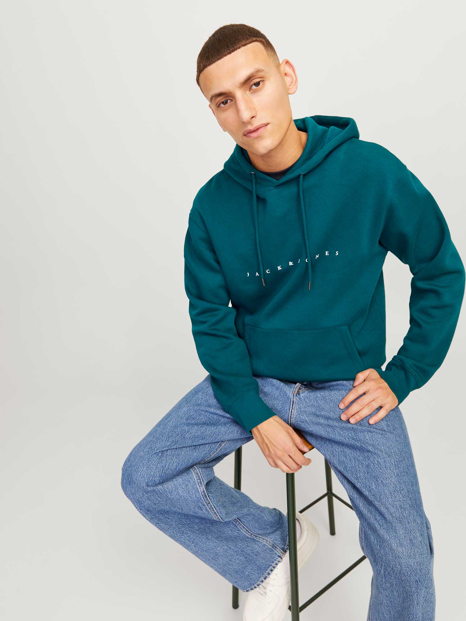 JACK & JONES Суитшърт JJESTAR JJ SWEAT HOOD NOOS