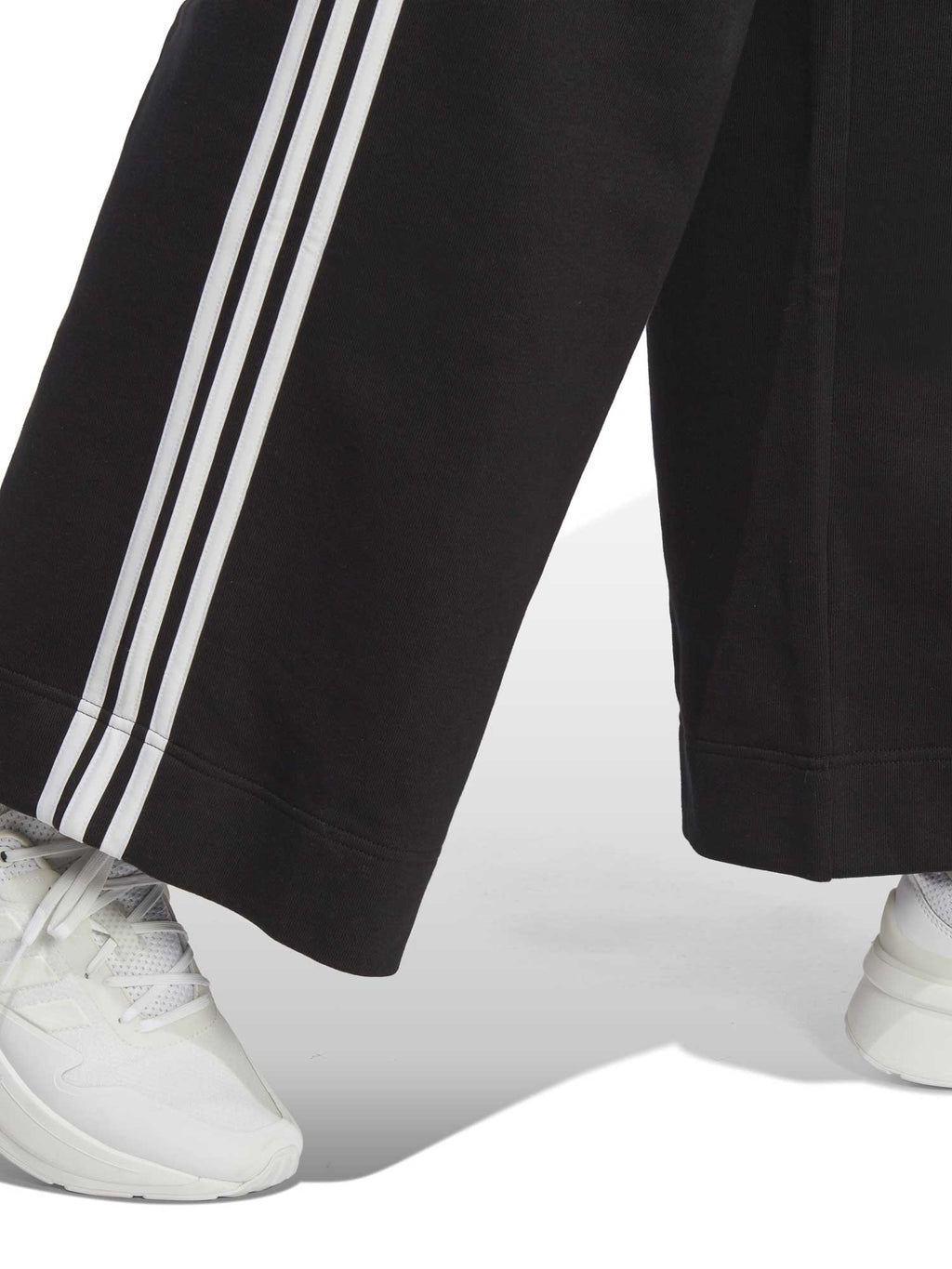 ADIDAS SPORTSWEAR Спортно долнище Essentials 3-Stripes