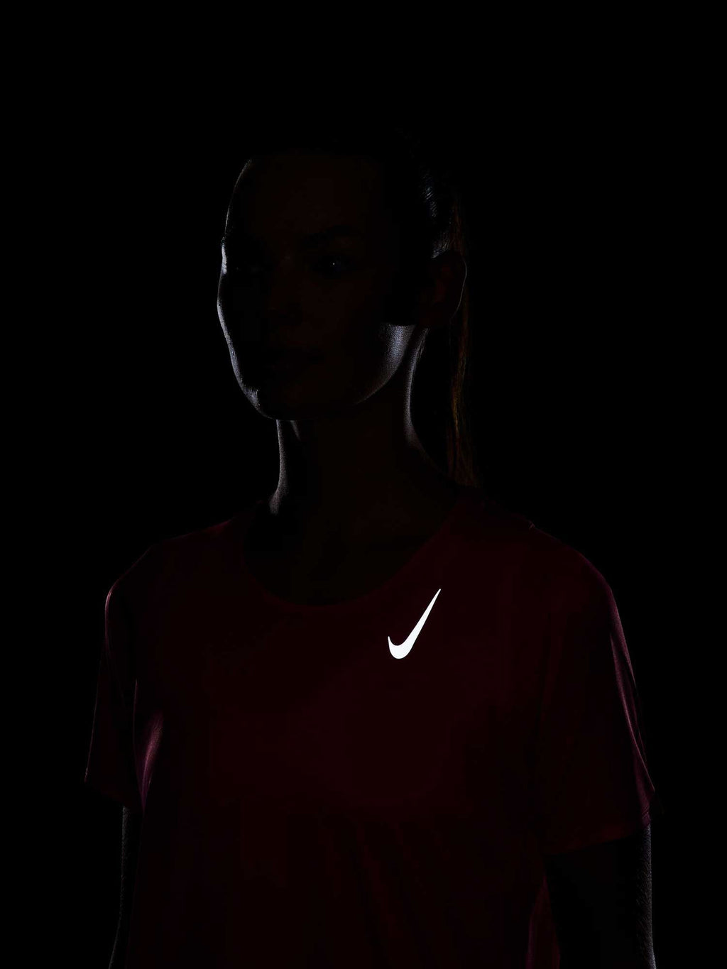 NIKE Тениска W NK FAST DF SS TOP