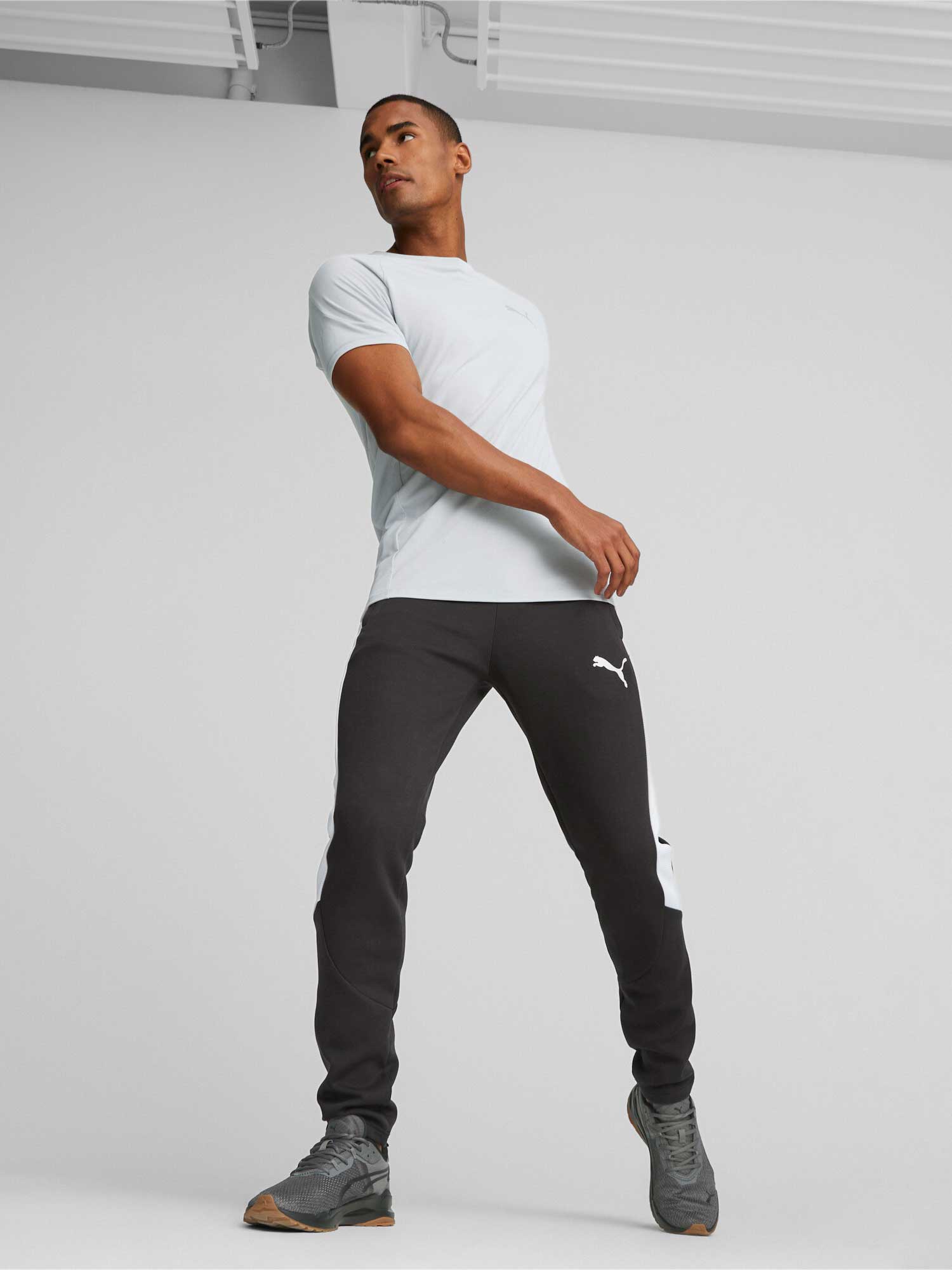 PUMA Спортно долнище EVOSTRIPE DK