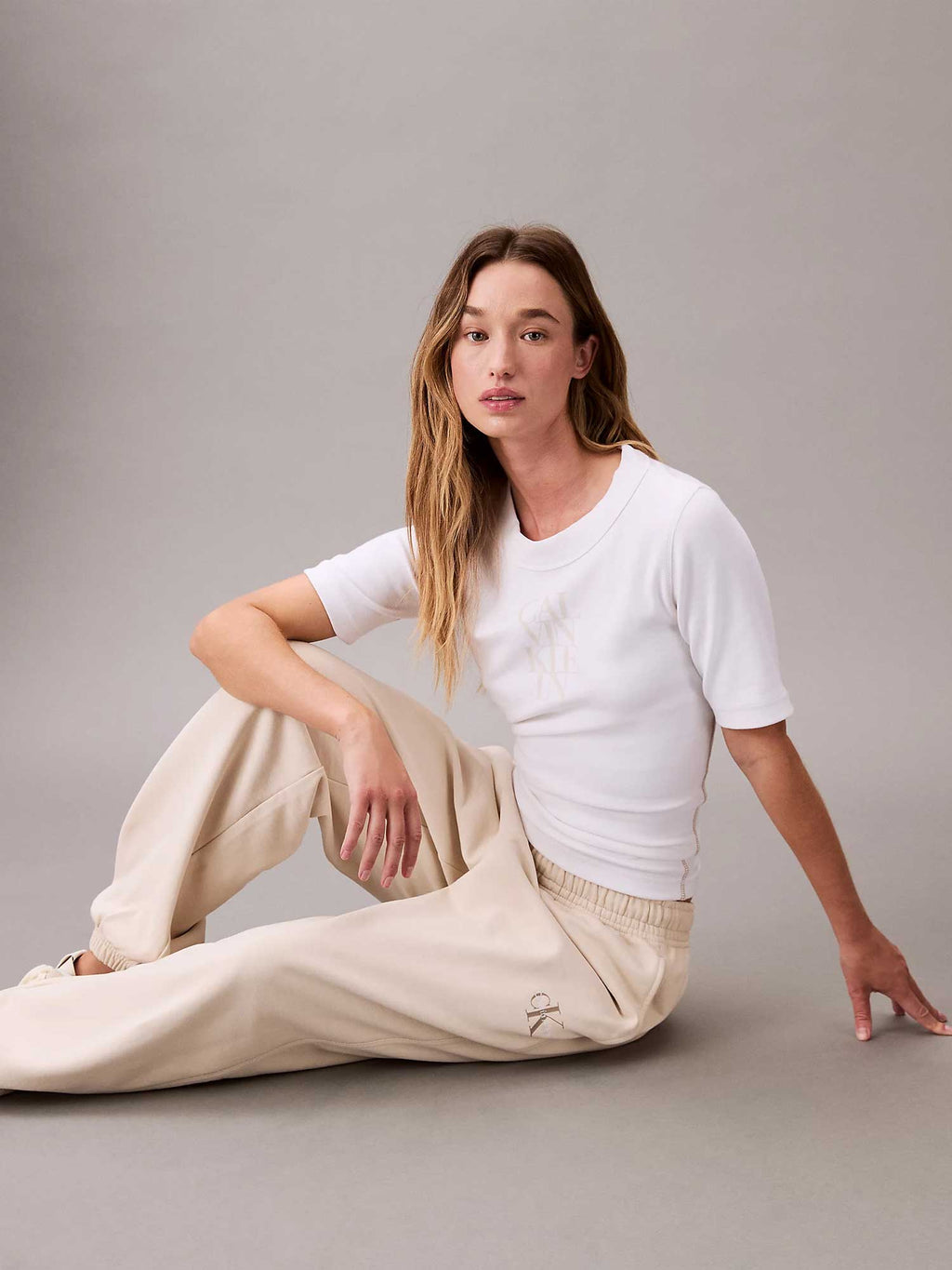 Calvin Klein Jeans Спортно долнище MONOLOGO FRENCH TERRY JOGGER