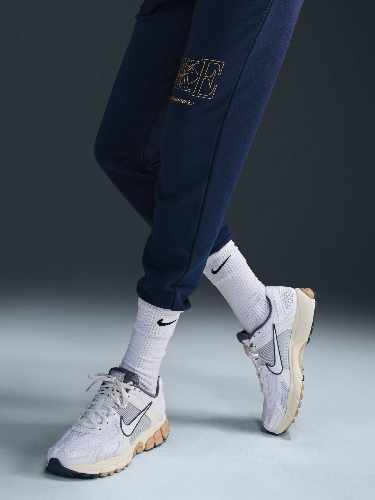 NIKE Спортно долнище W NSW CLUB STD PANT SHINE