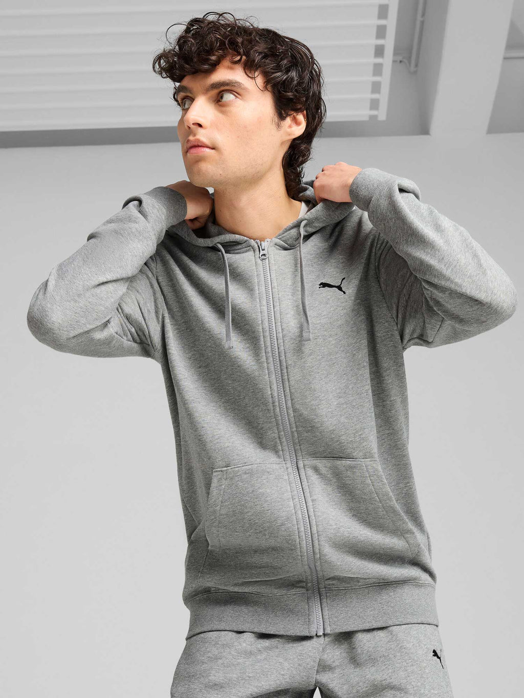 PUMA Суитшърт ESS Small Logo Full-Zip Hoodie TR