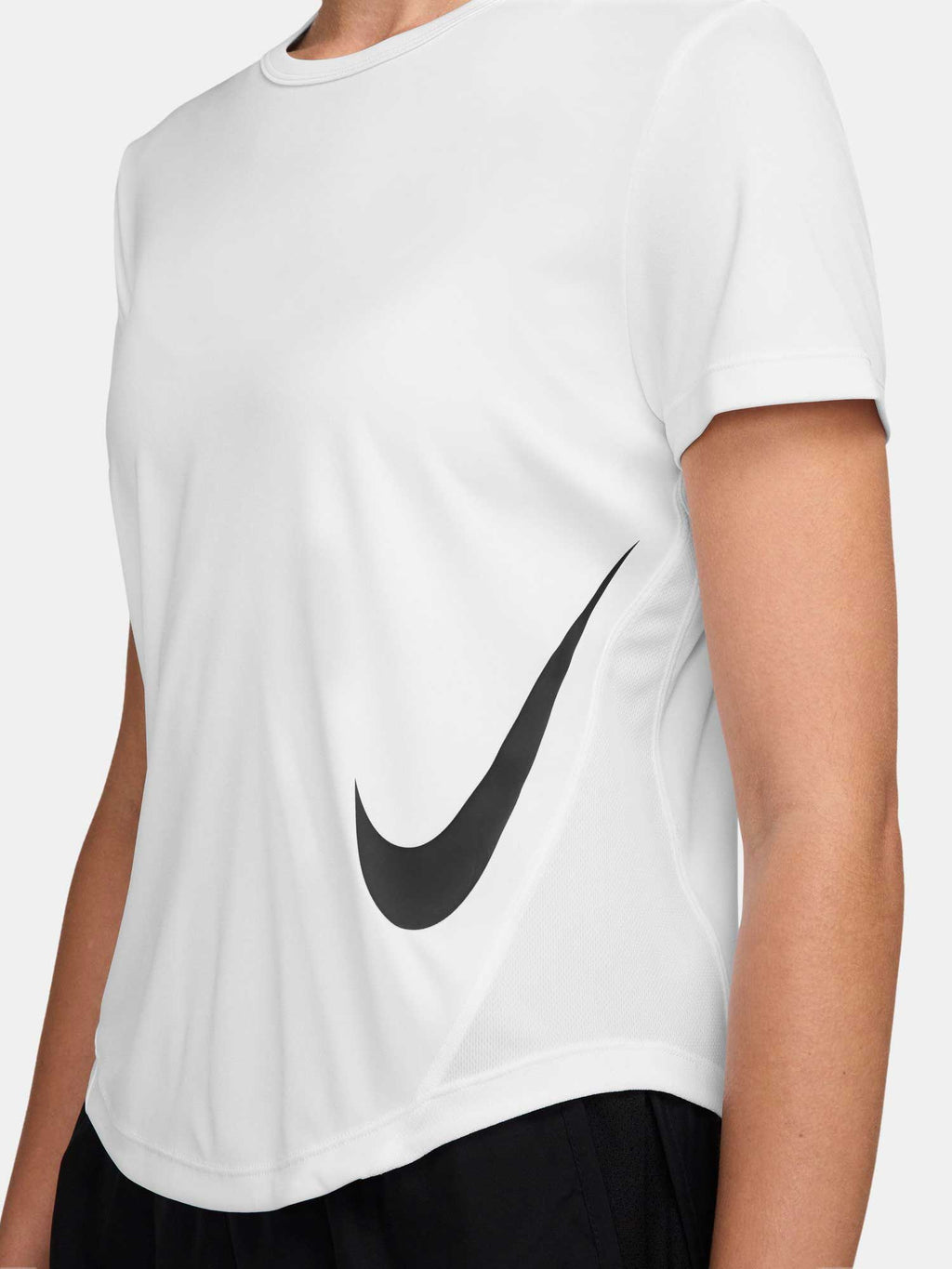 NIKE Тениска W NK TEMPO SWSH HBR DF SS TOP