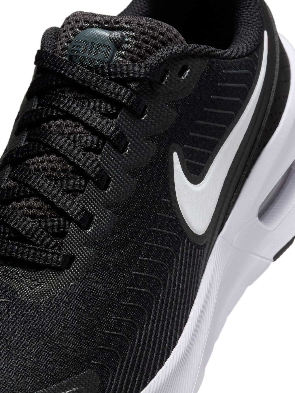 NIKE Обувки W AIR MAX NUAXIS