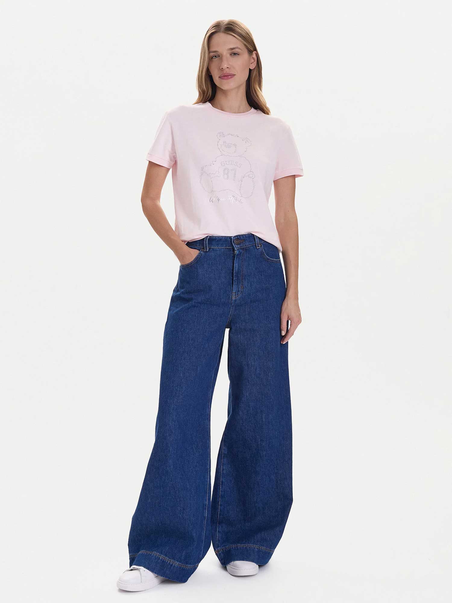 GUESS Тениска UNIQUE ATTITUDE SS T