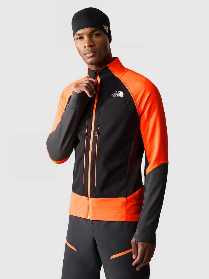 THE NORTH FACE Яке M DAWN TURN SOFTSHELL FZ