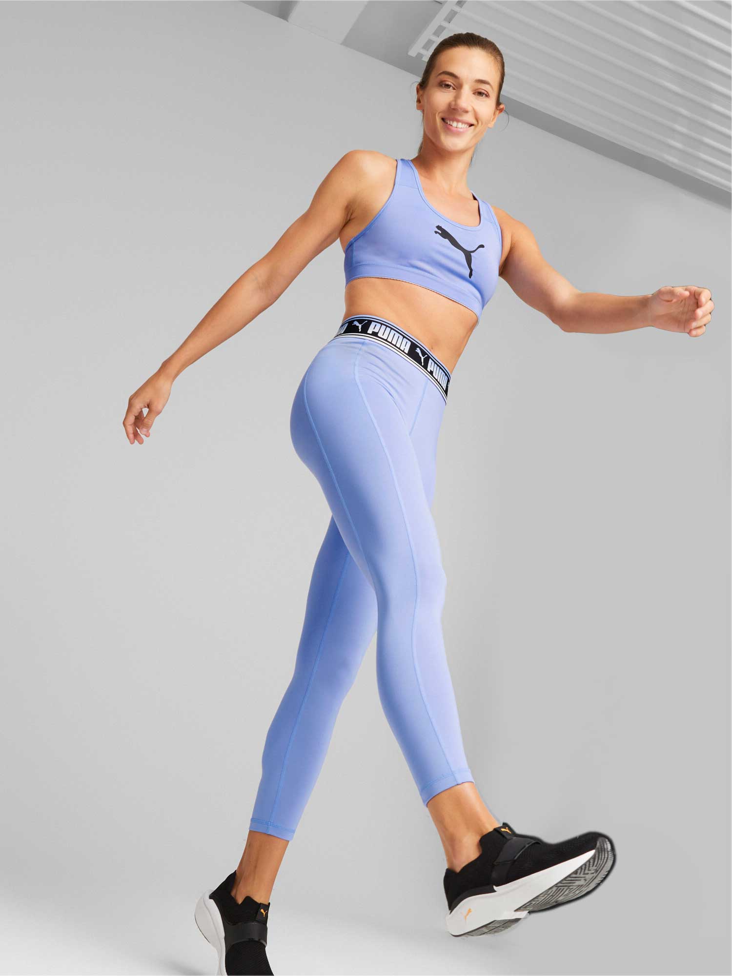 PUMA Спортен сутиен Mid Impact 4Keeps