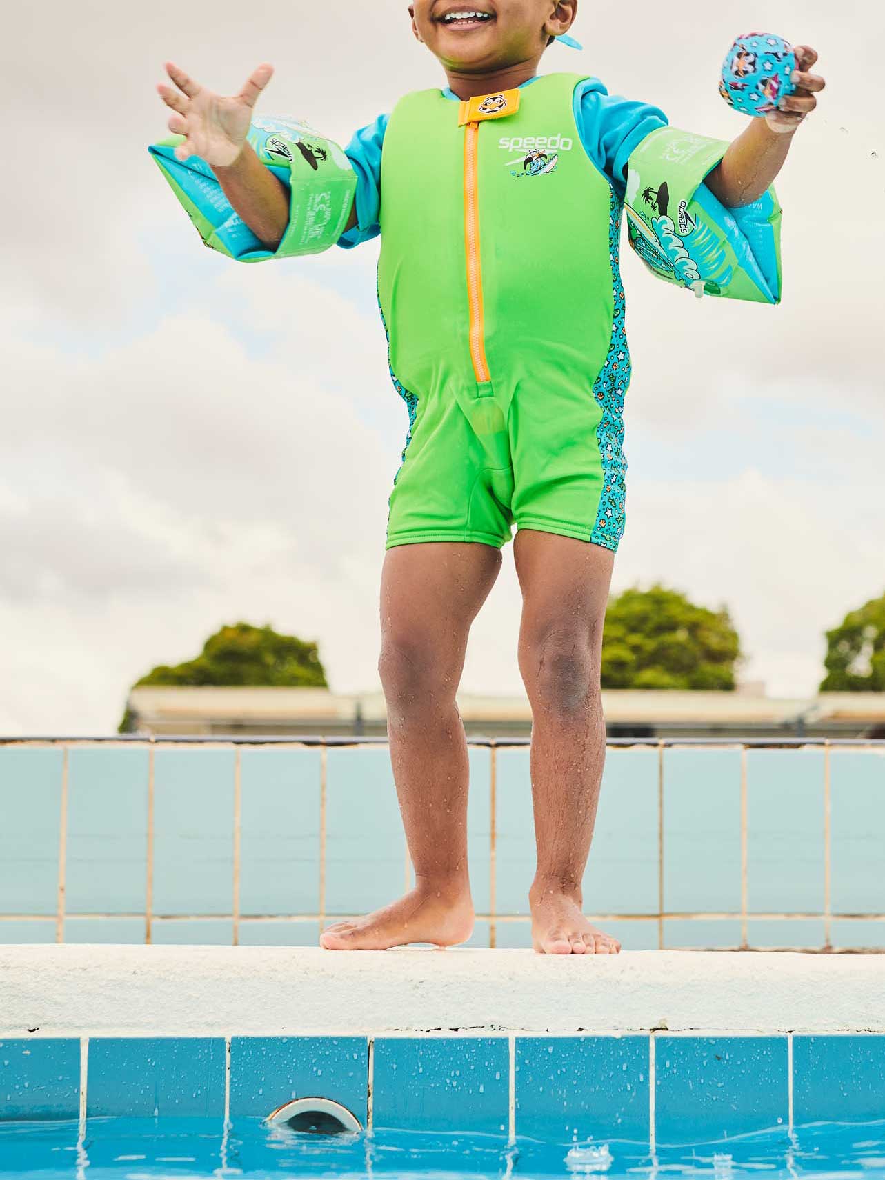 SPEEDO Плувен костюм CHARACTER PRINTED FLOAT SUIT