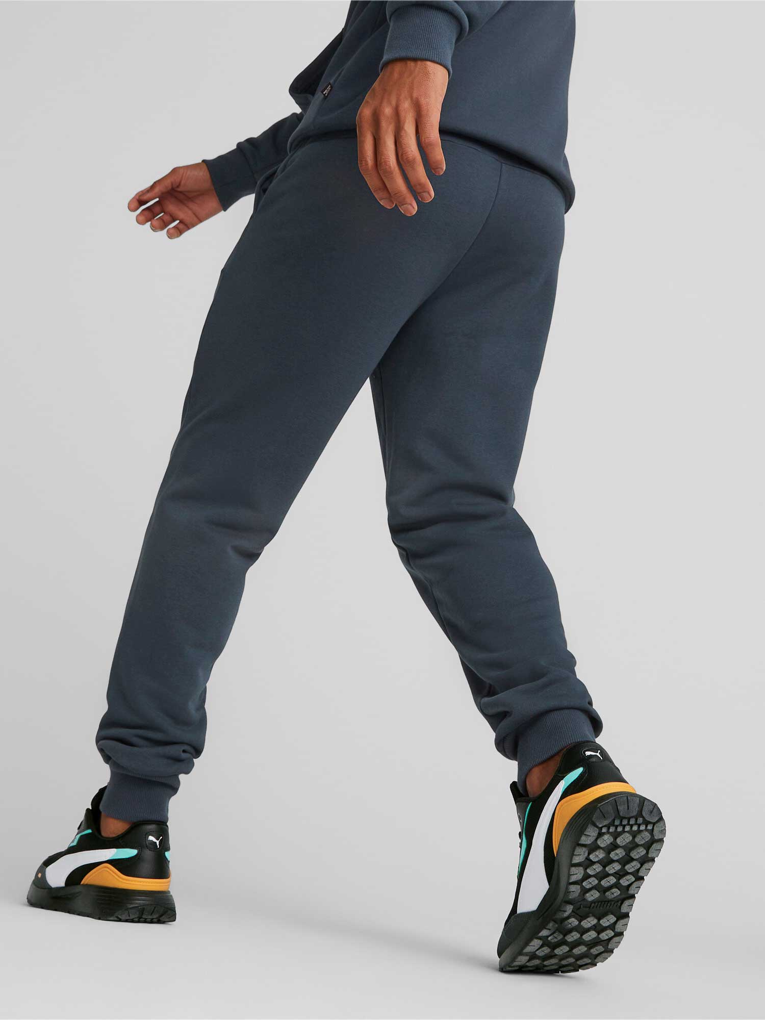 PUMA Спортно долнище ESS+ 2 Col Logo