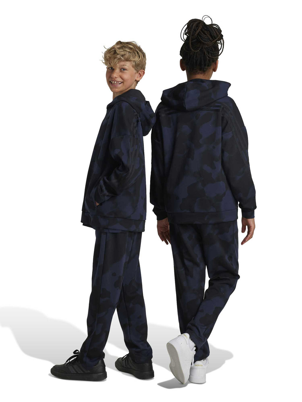 ADIDAS SPORTSWEAR Спортно долнище Future Icons Camo Printed