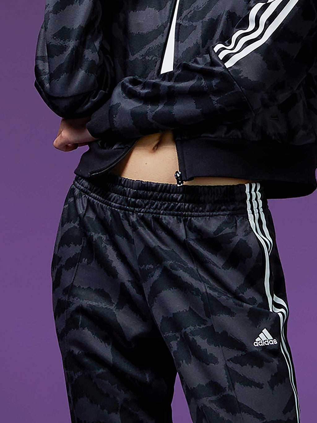 ADIDAS SPORTSWEAR Спортно долнище Tiro Suit Up Lifestyle Track Pant