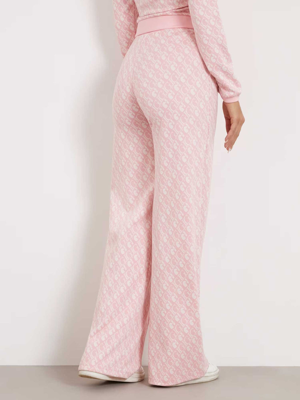 GUESS Спортно долнище GJ LOGO STRAIGHT LON