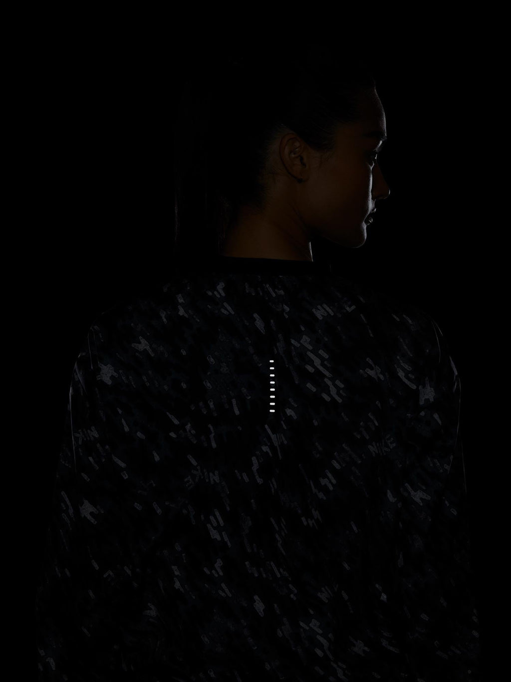 NIKE Блуза W DF PACER SSNL NV