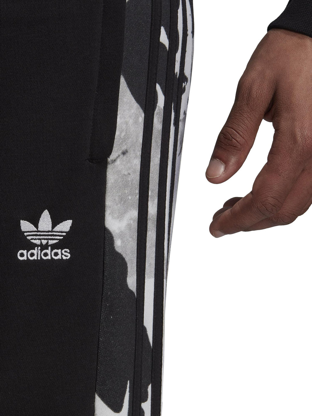ADIDAS ORIGINALS Спортно долнище Camo Series Sweat