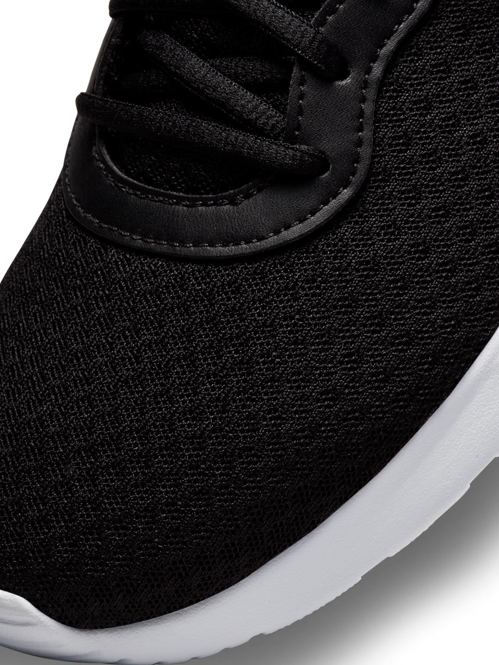 NIKE Обувки WMNS TANJUN