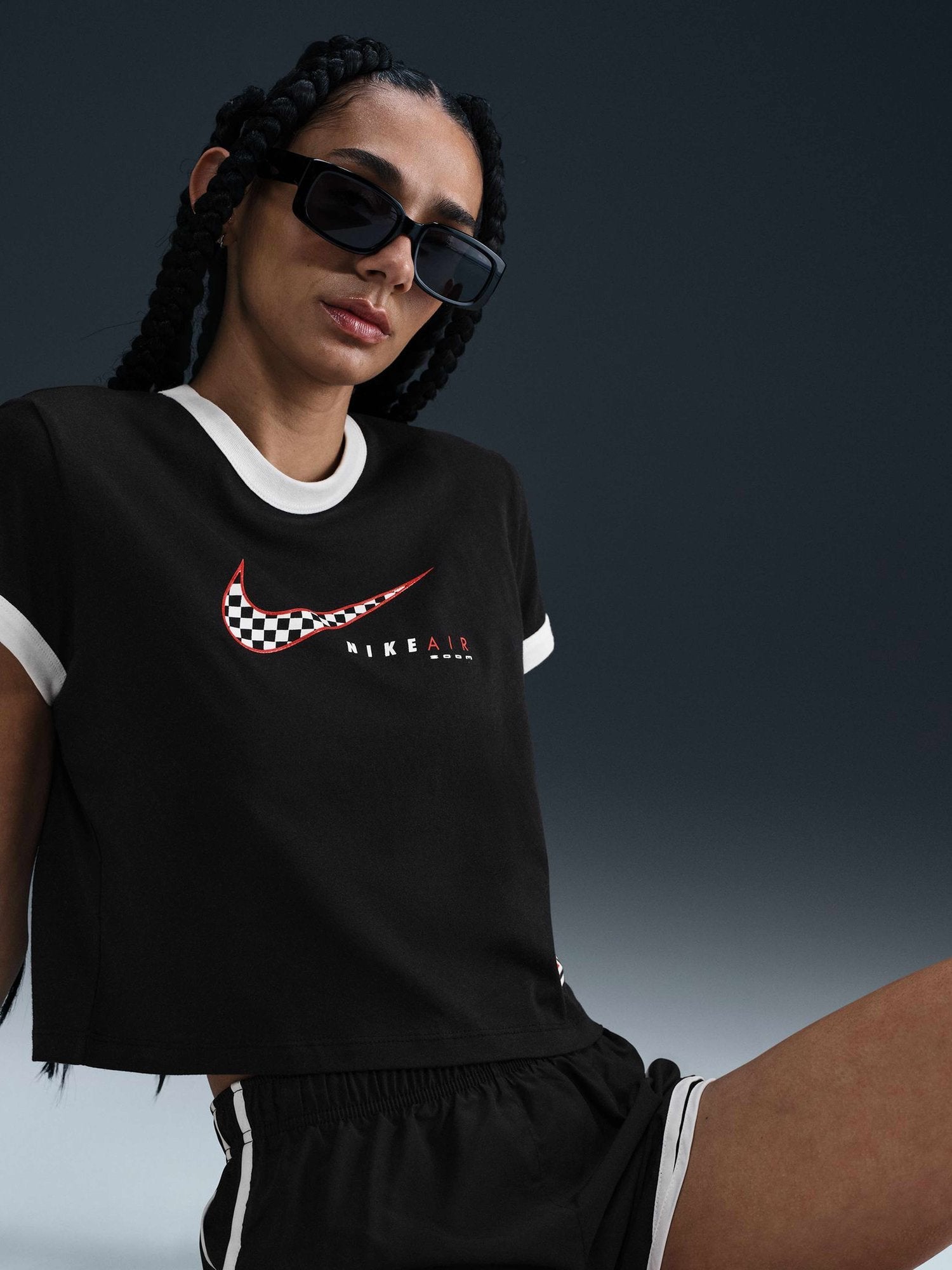 NIKE Тениска W NSW CLUB SS TEE MOTO RGR