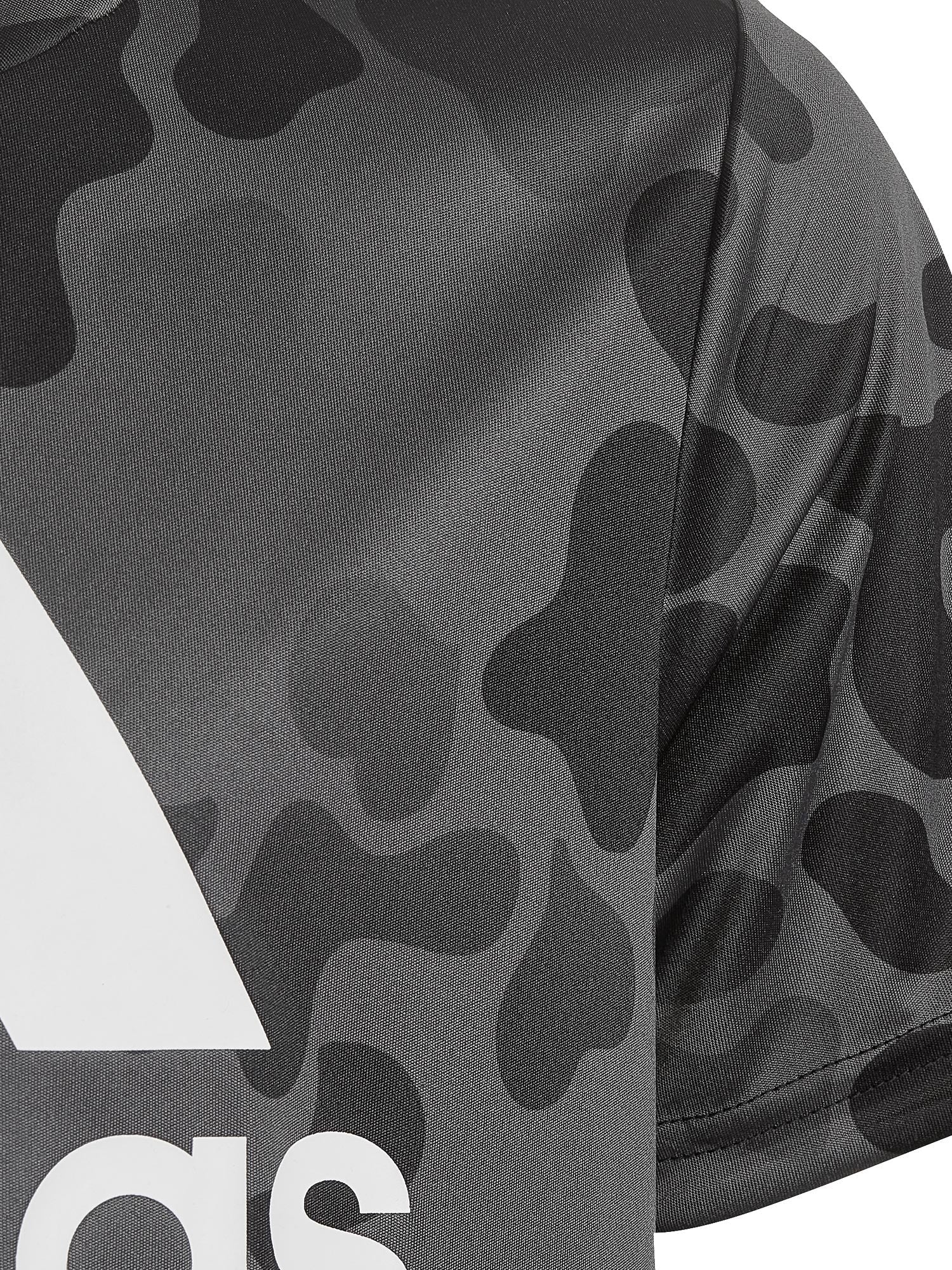 ADIDAS SPORTSWEAR Тениска Designed to Move Camo