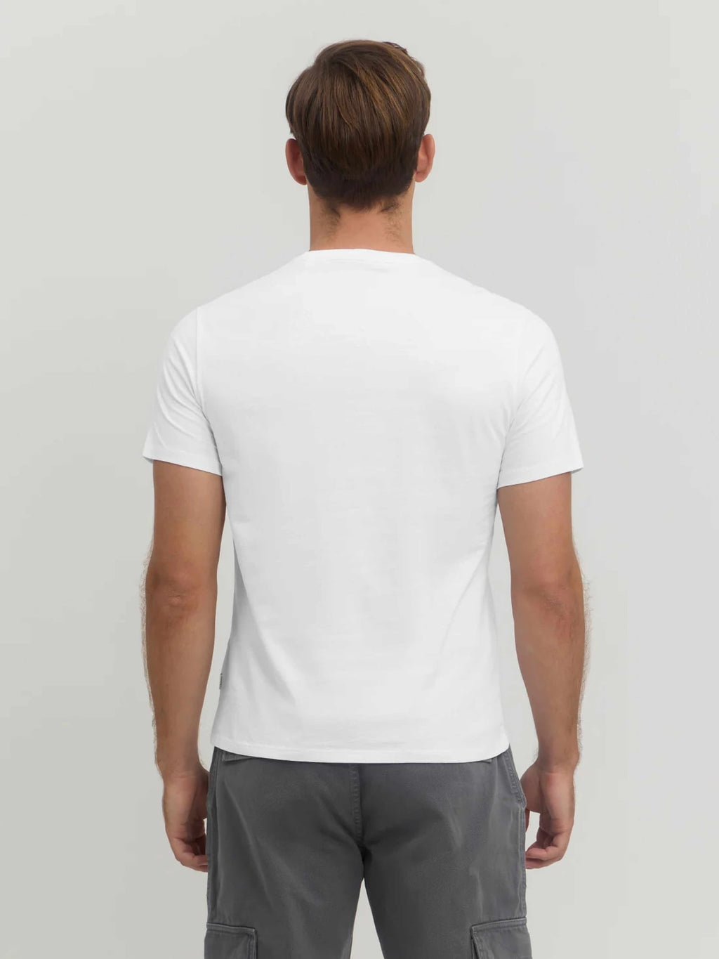 GUESS JEANS Тениска GJ SS CN SLIM SCRIPT TEE