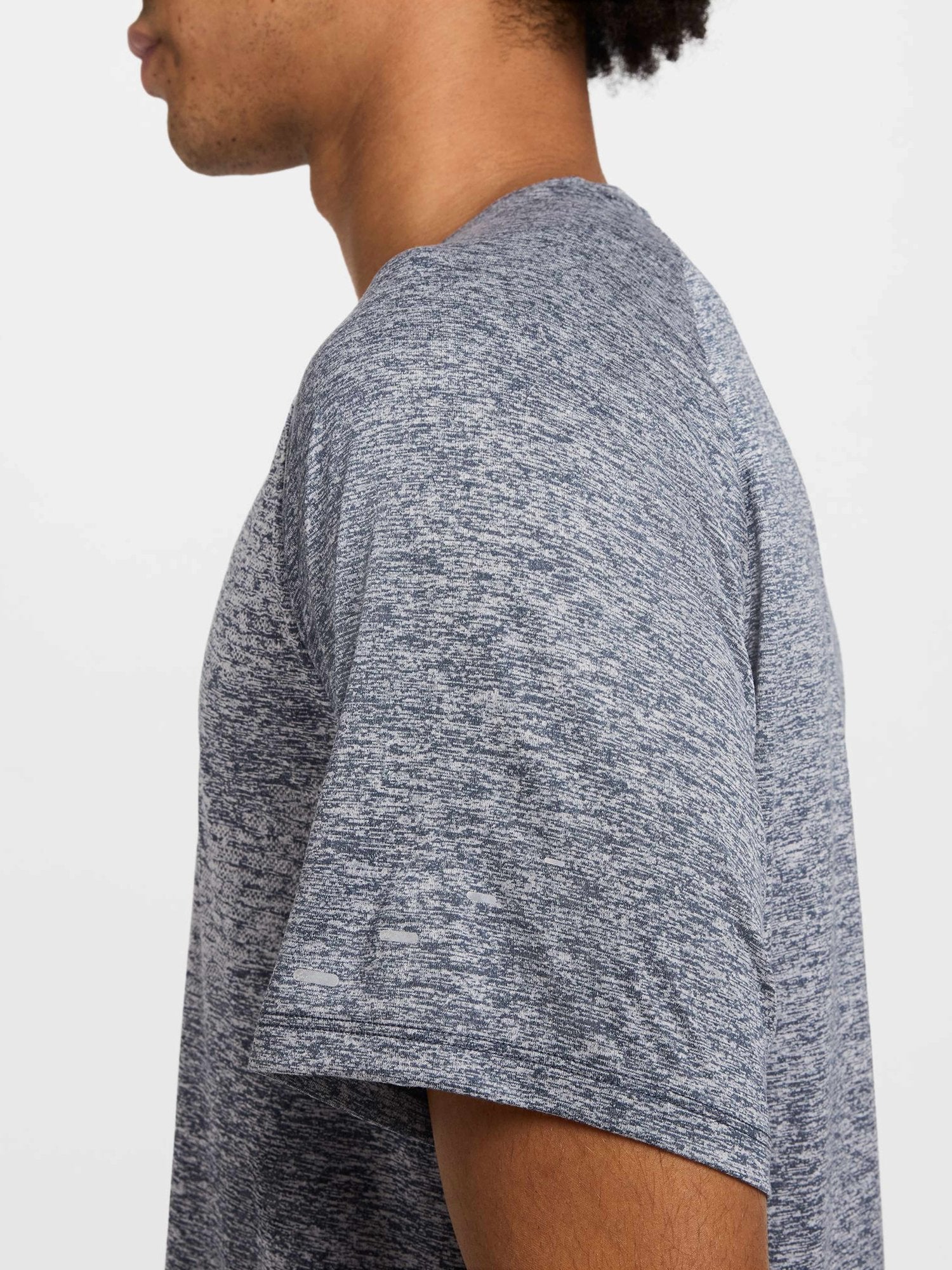 NIKE Тениска M NK DFADV STRIDE SS TOP