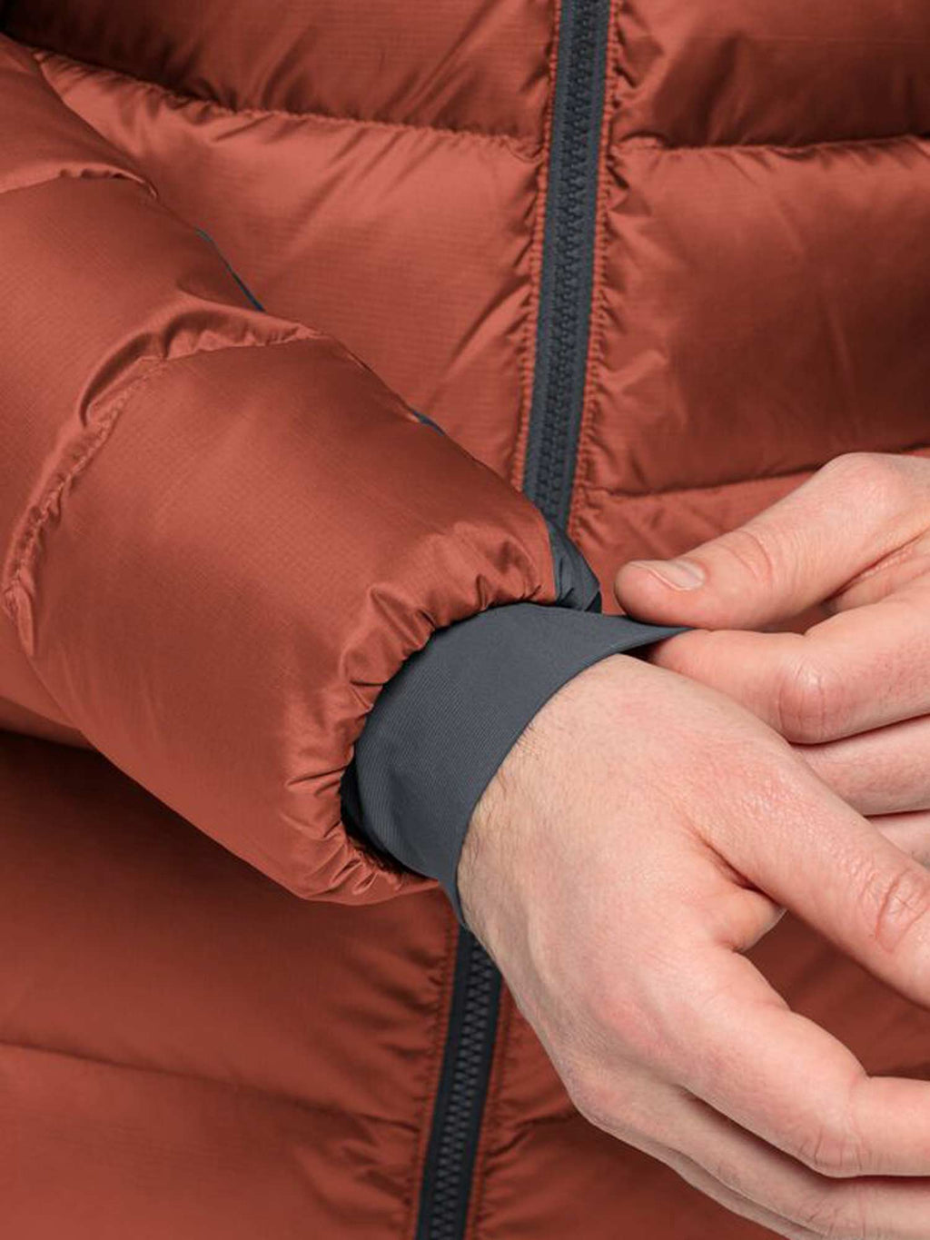 JACK WOLFSKIN Яке NEBELHORN DOWN HOODY M