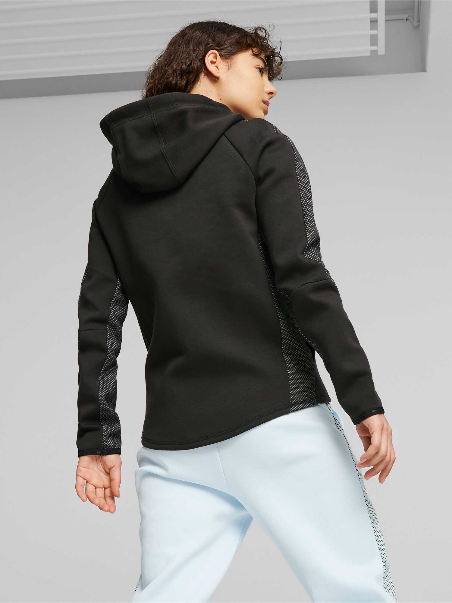 PUMA Суитшърт EVOSTRIPE
