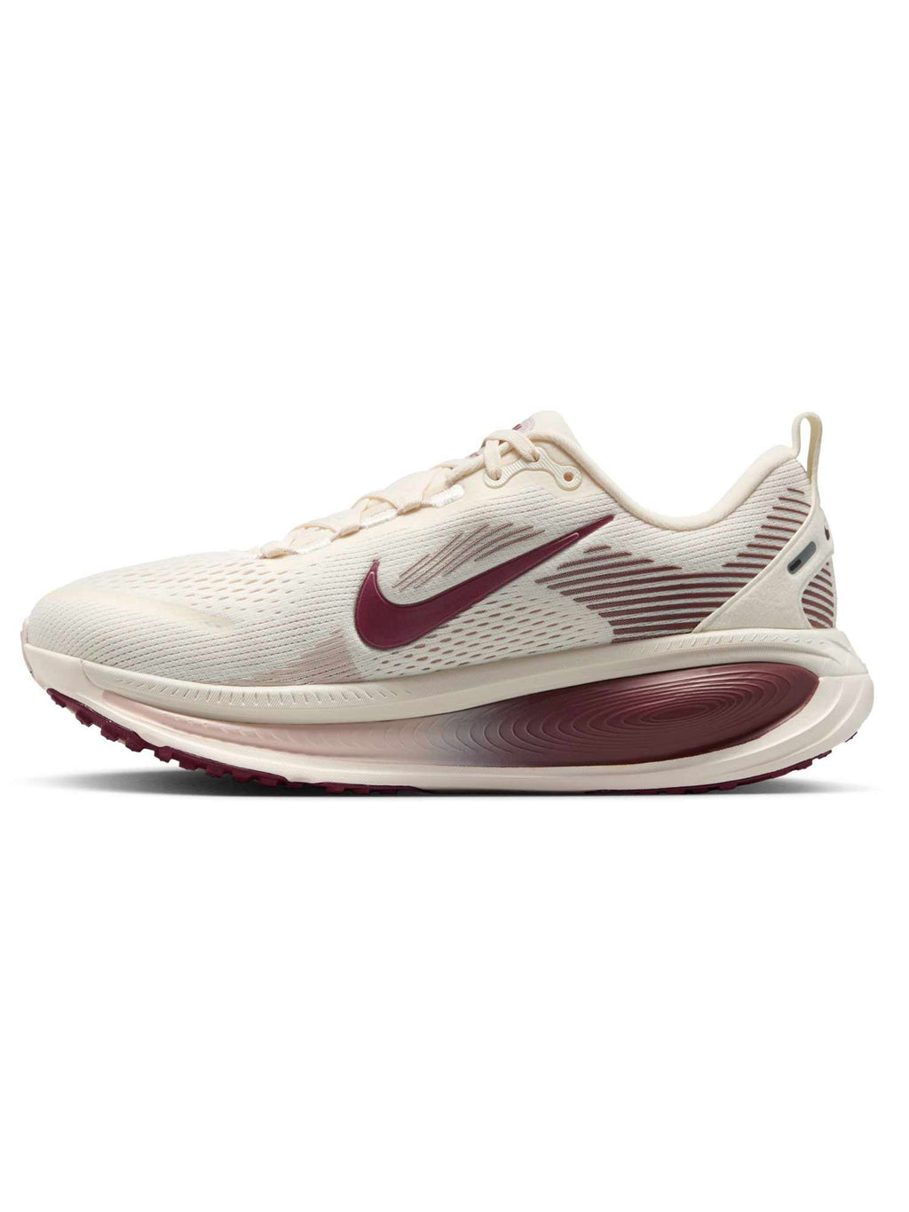 NIKE Обувки W VOMERO 18