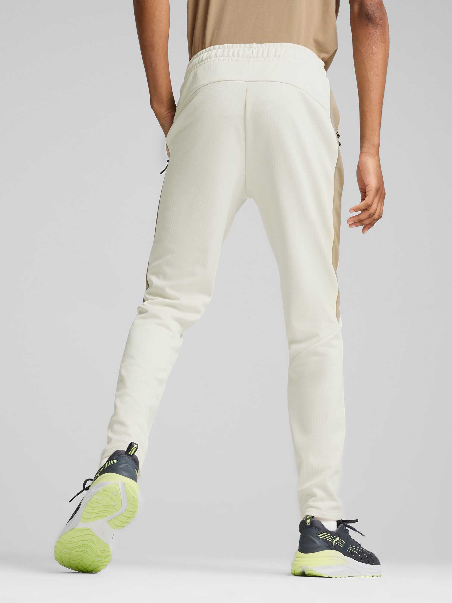 PUMA Спортно долнище EVOSTRIPE Warm Pants DK