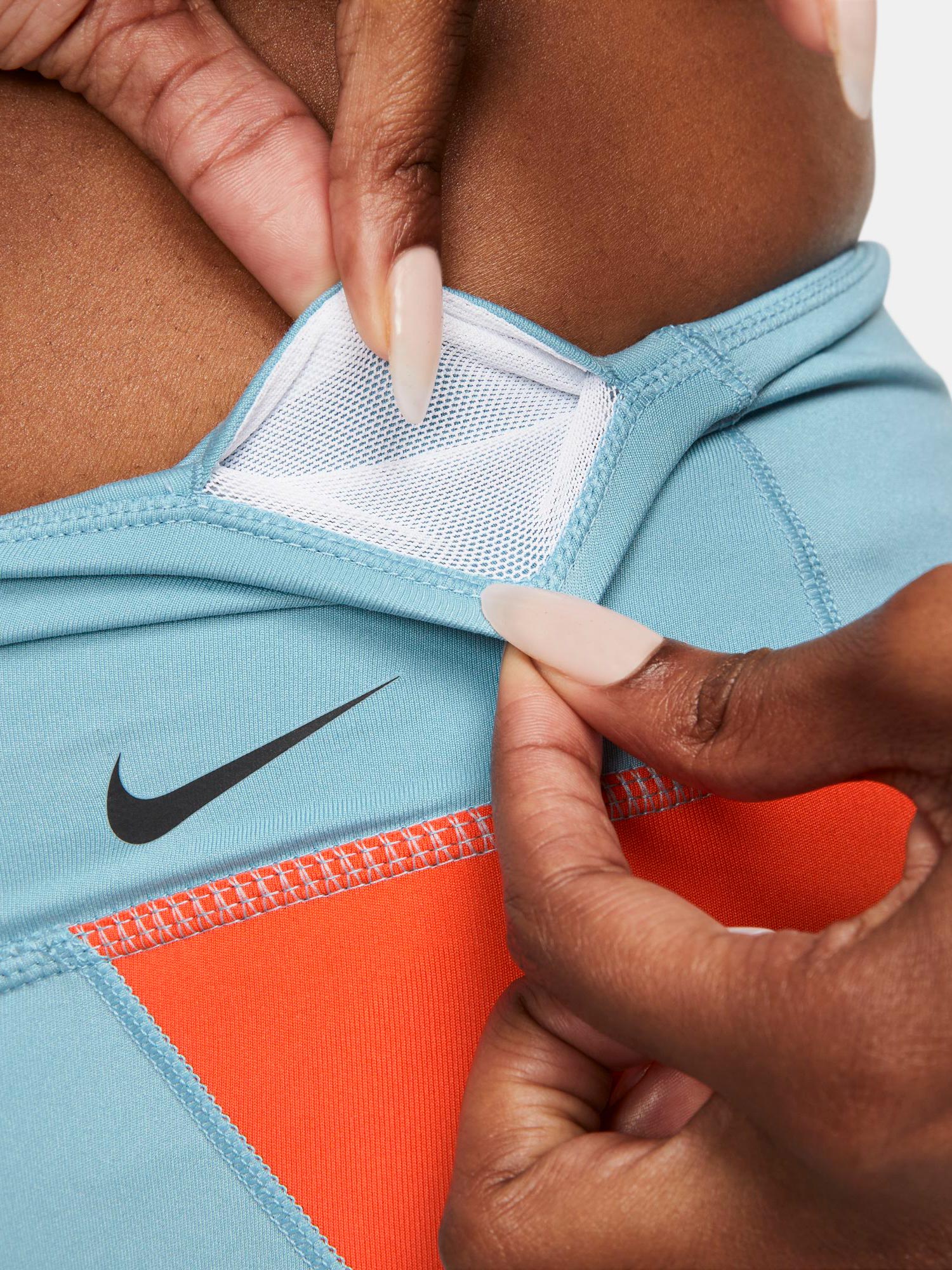 NIKE Клин W ONE DF CLRBLK MR