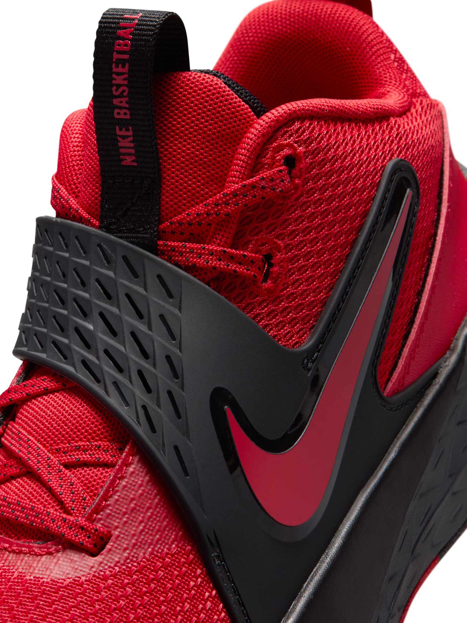 NIKE Обувки TEAM HUSTLE D 12 (GS)