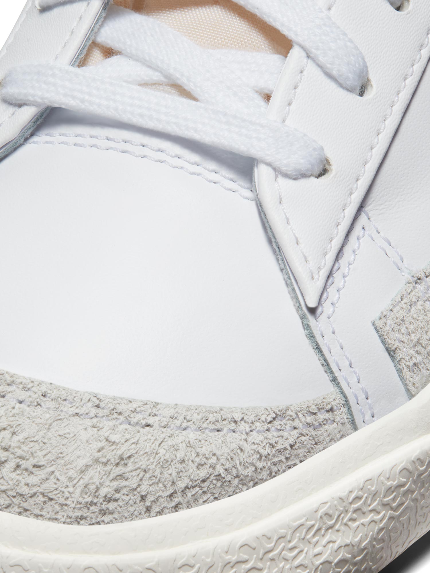 NIKE Обувки BLAZER LOW 77 VNTG