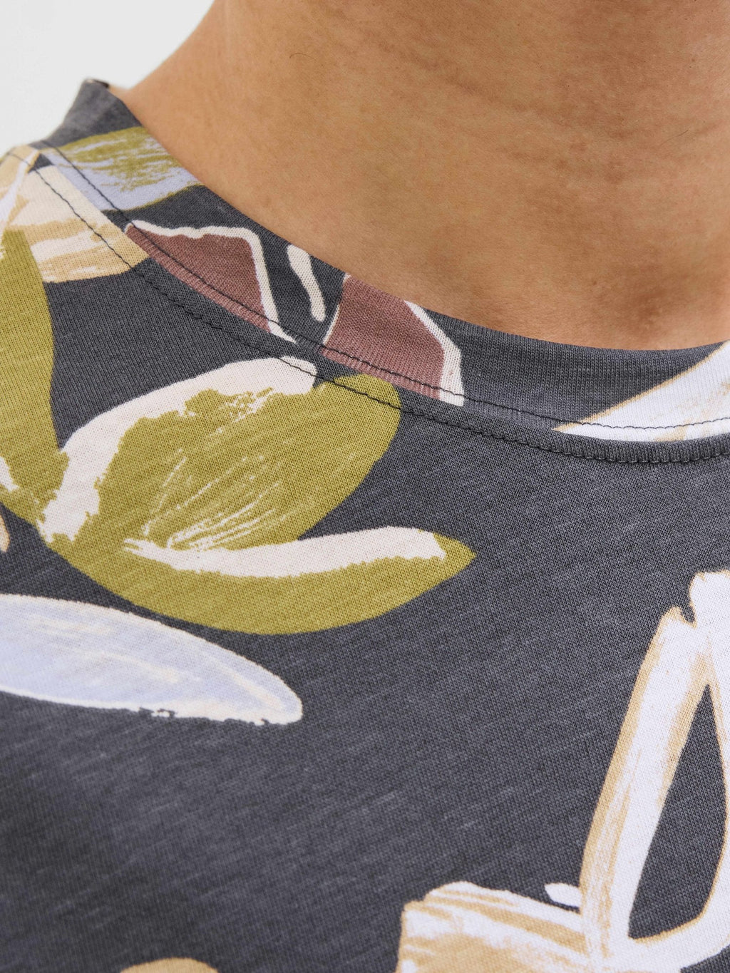 JACK & JONES Тениска JORVARENNA AOP TEE SS CREW NECK