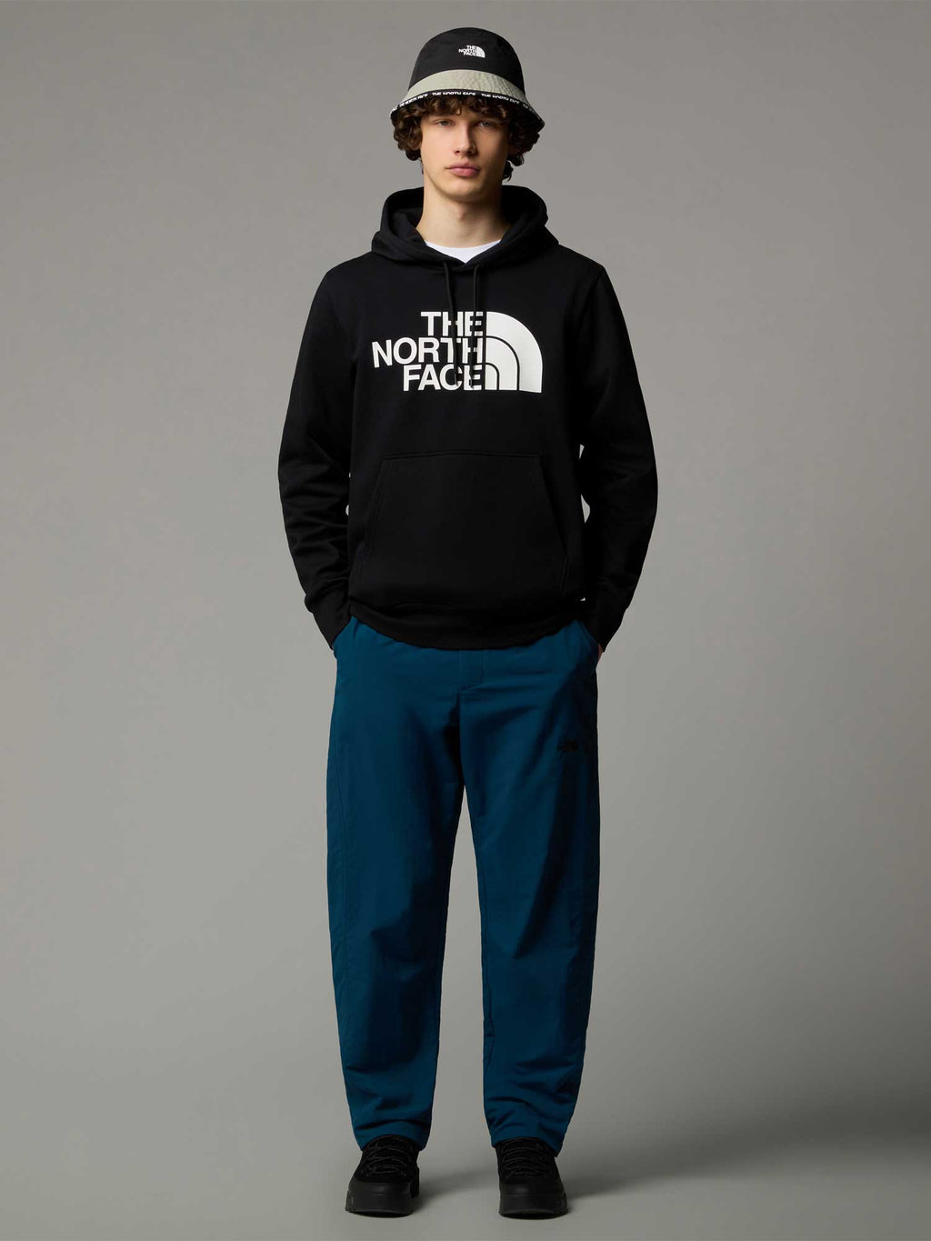 THE NORTH FACE Суитшърт M EASY HOODIE