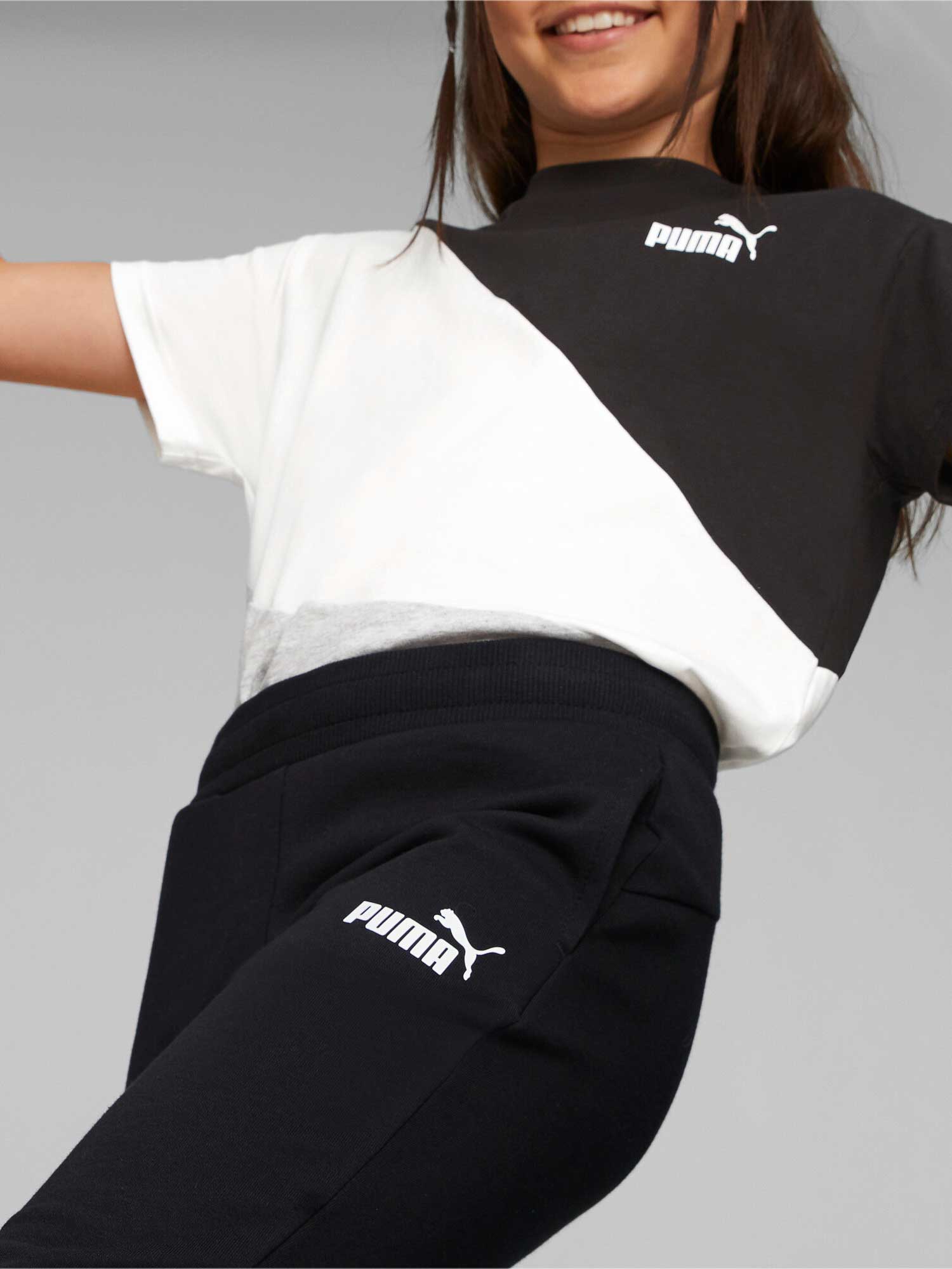 PUMA Спортно долнище ESS Sweatpants TR cl G