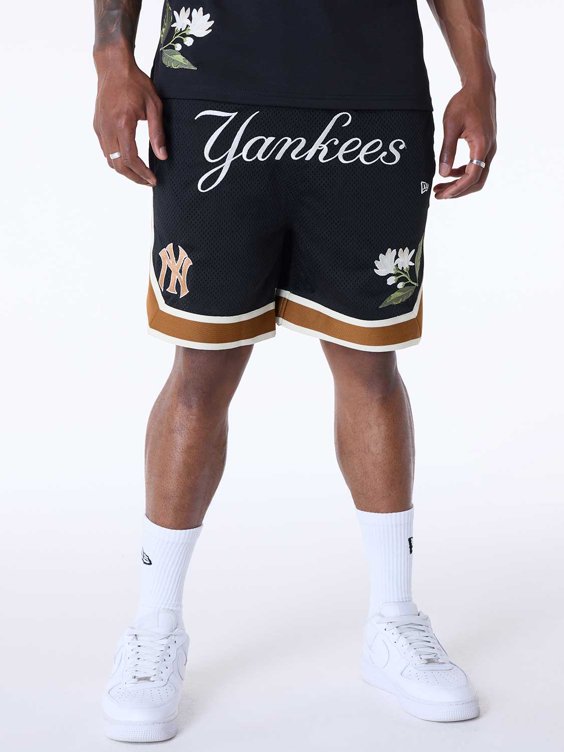 NEW ERA Къси панталони MLB FLORAL MESH SHORT NEYYAN