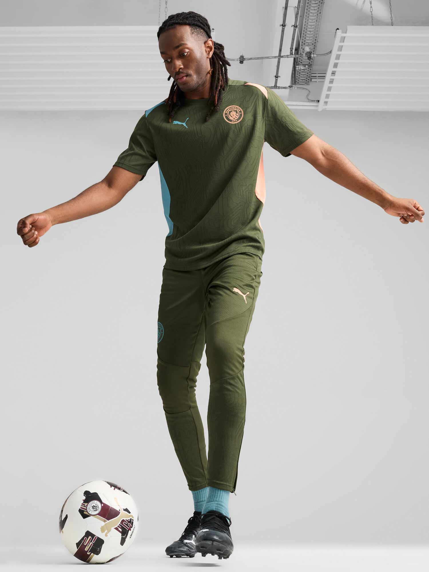PUMA Спортно долнище MCFC Training Pants