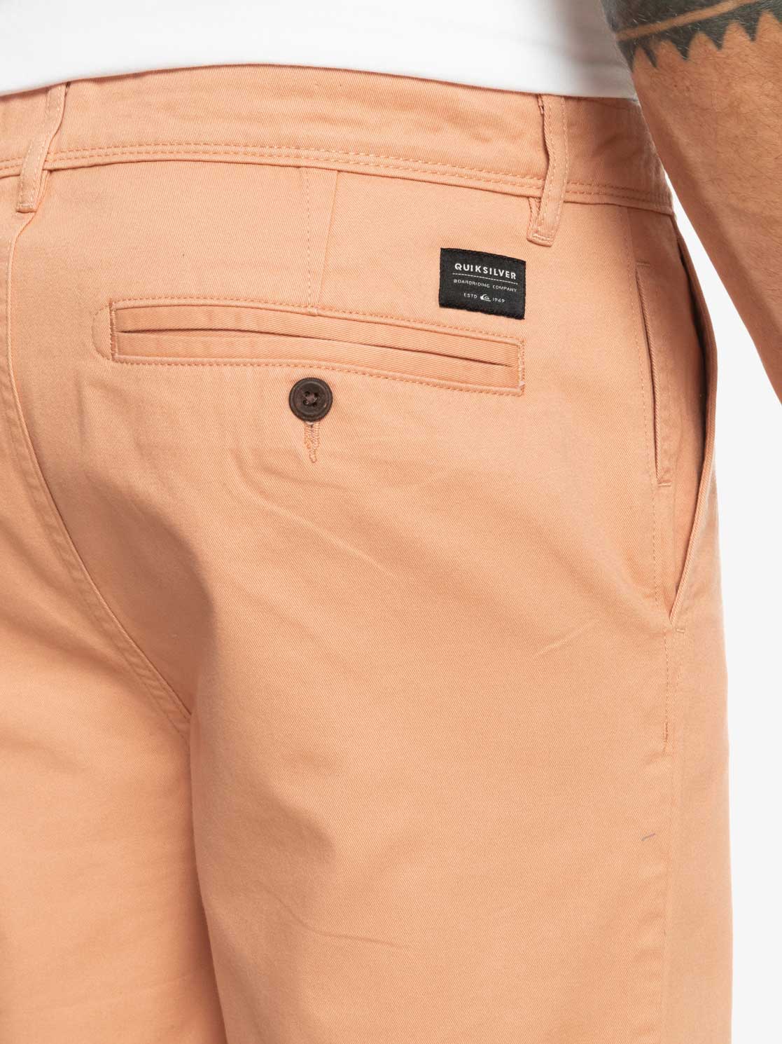 QUIKSILVER Къси панталони EVERYDAY CHINO LIGHT SHORT