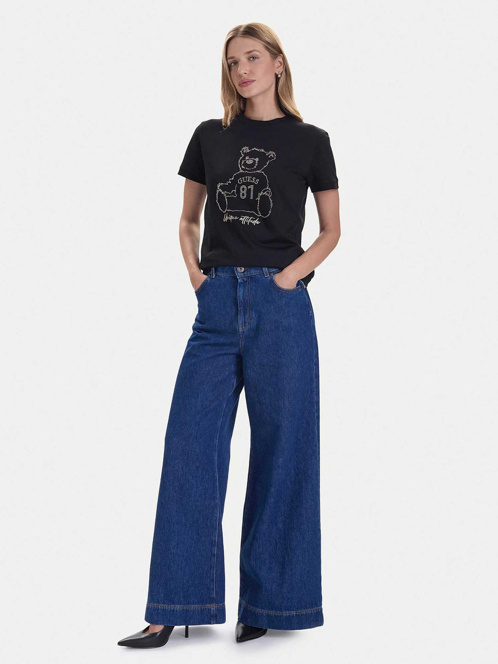 GUESS Тениска UNIQUE ATTITUDE SS T