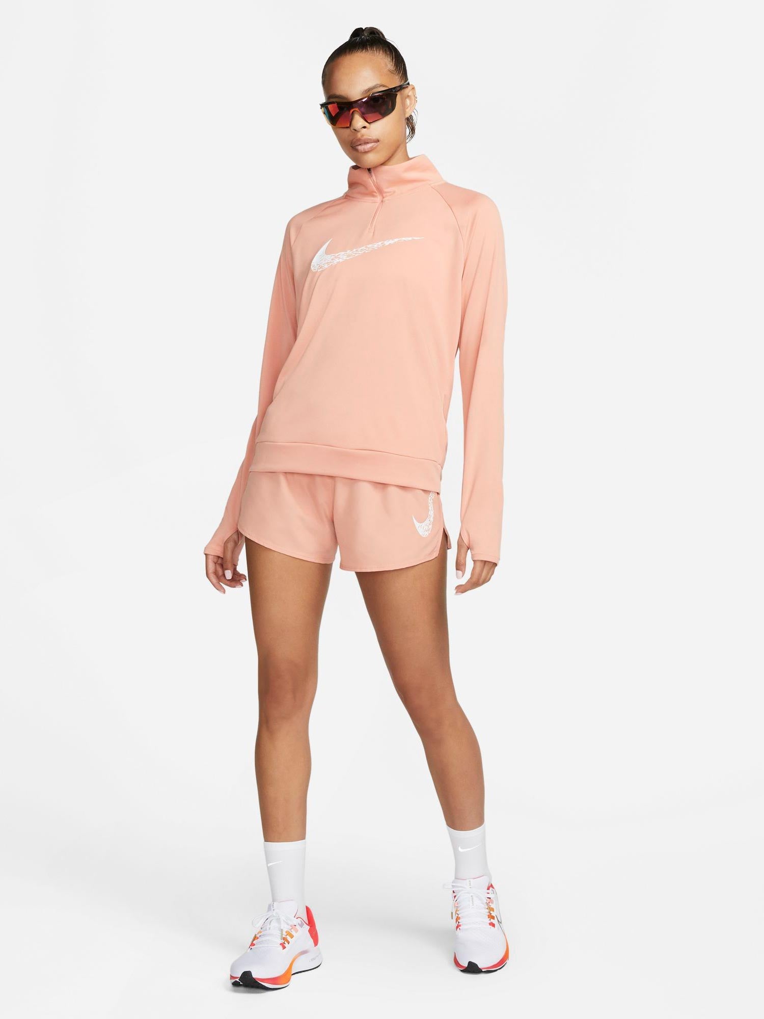 NIKE Къси панталони W DF SWOOSH RUN