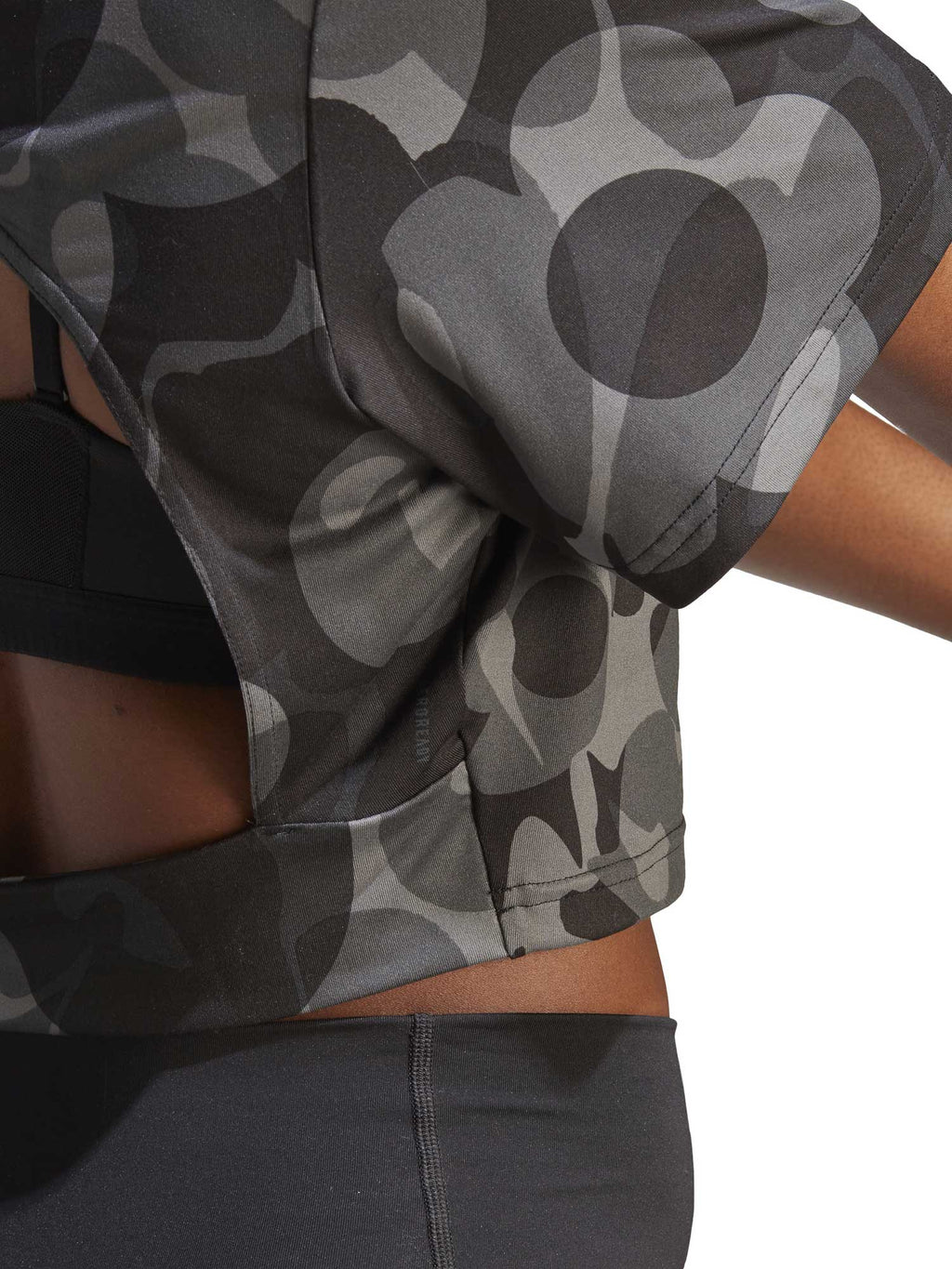 ADIDAS PERFORMANCE Тениска Train Essentials AOP Floral Print Crop